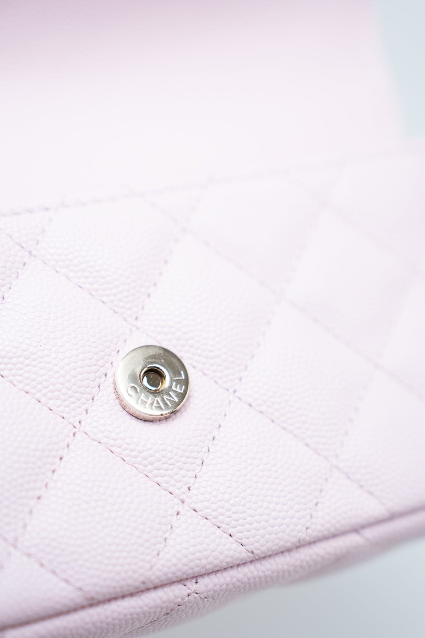 22P Light Pink Caviar Quilted Flap Phone Holder with Classic Chain LGHW