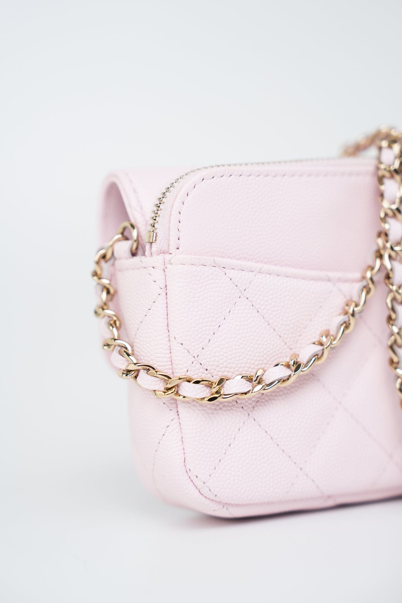 22P Light Pink Caviar Quilted Flap Phone Holder with Classic Chain LGHW