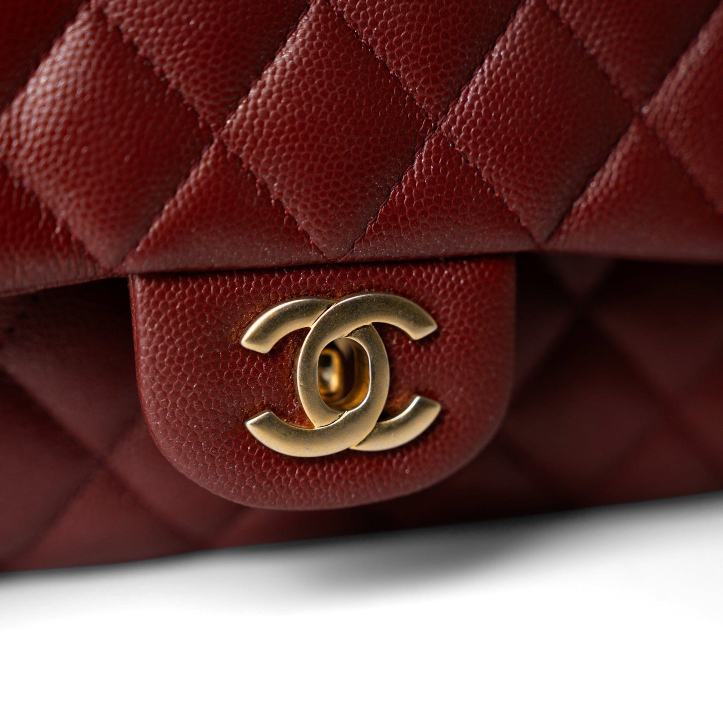 18C Dark Red Glittery Caviar Quilted Classic Flap Aged Gold Hardware