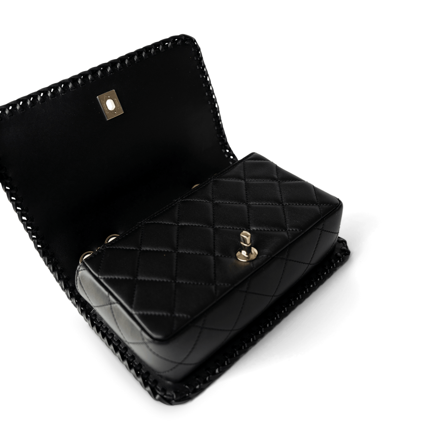 23A Black Lambskin Quilted Full Flap Bag Light Gols Hardware