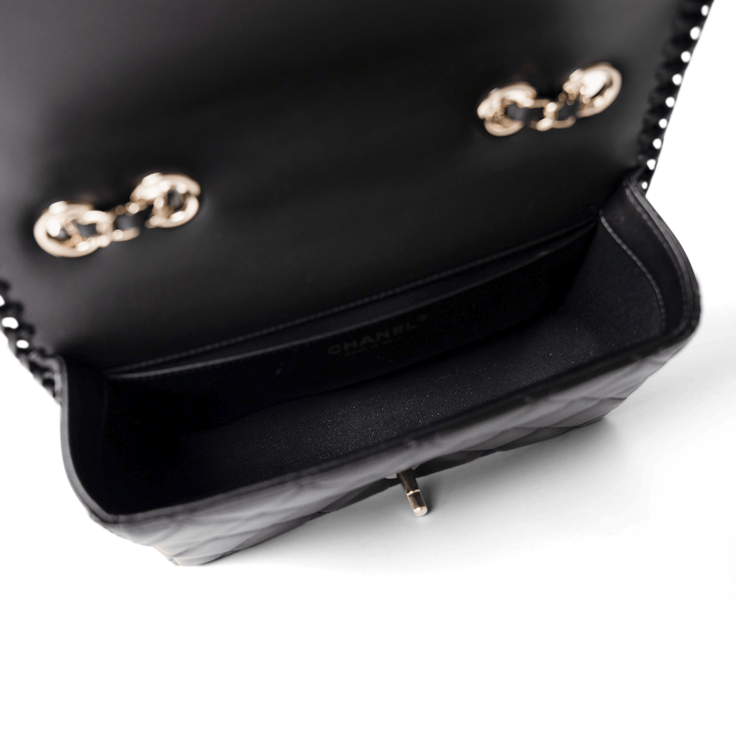 23A Black Lambskin Quilted Full Flap Bag Light Gols Hardware