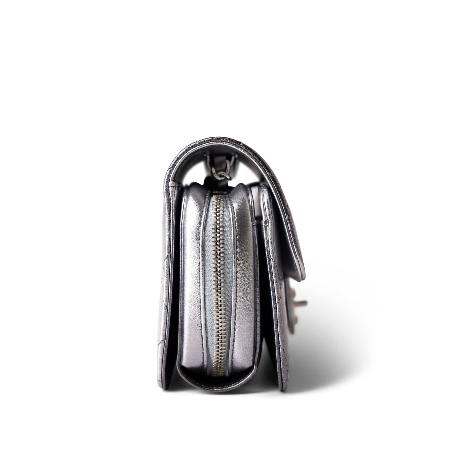 Like a Wallet Flap Bag Gradient Quilted Metallic Lambskin Silver Hardware