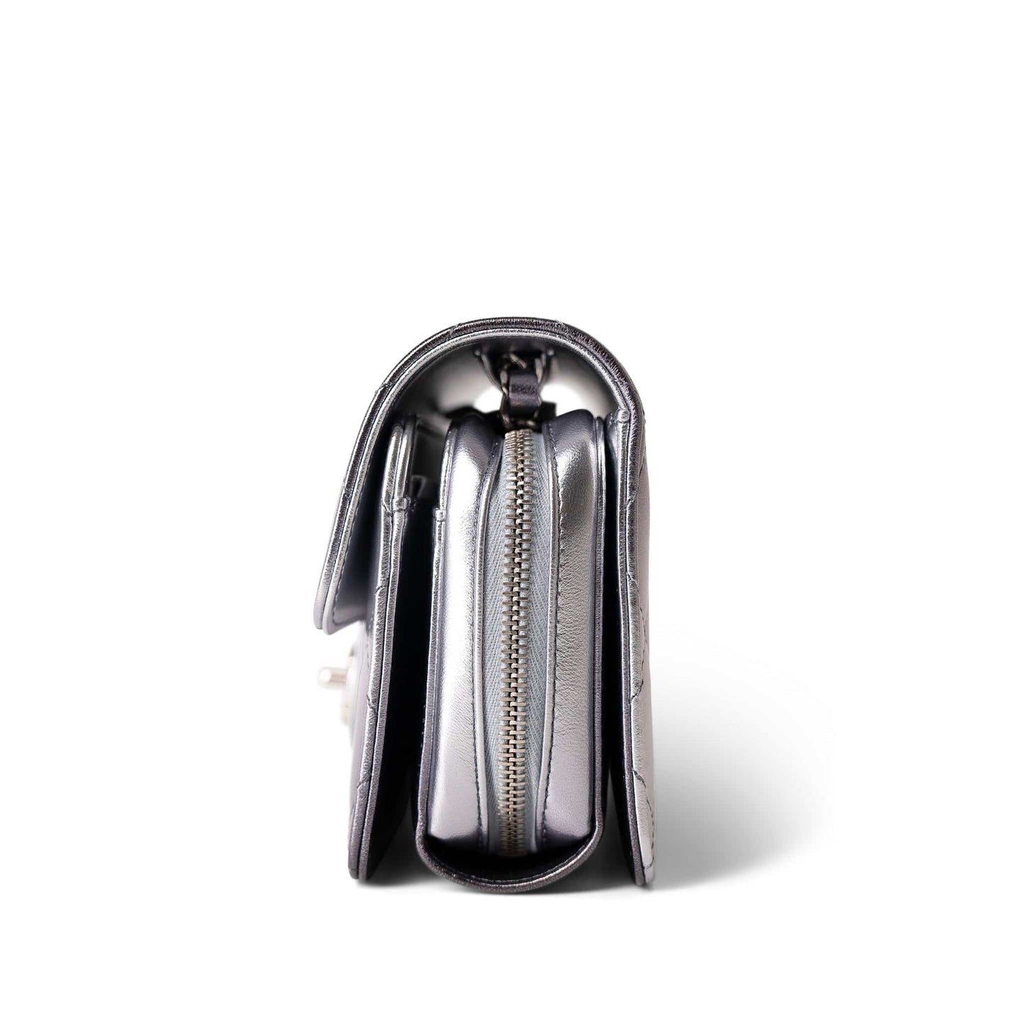 Like a Wallet Flap Bag Gradient Quilted Metallic Lambskin Silver Hardware