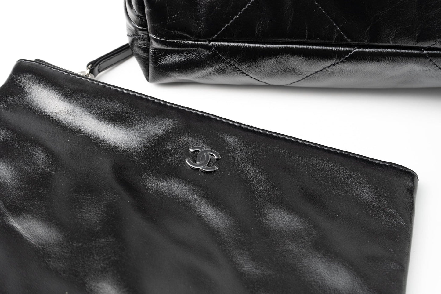 So Black Calfskin Quilted Drawstring 22 Bag medium Black Hardware