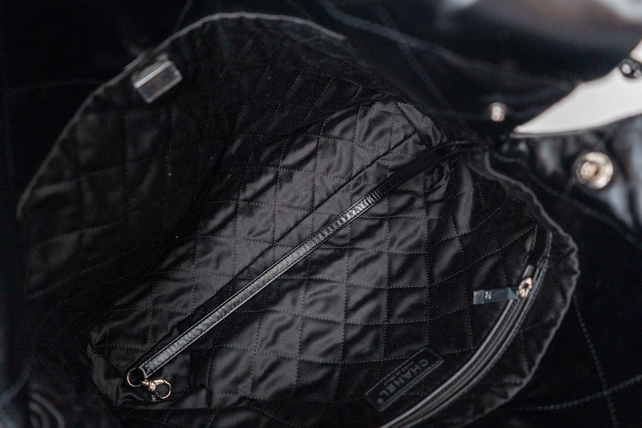 So Black Calfskin Quilted Drawstring 22 Bag small Black Hardware