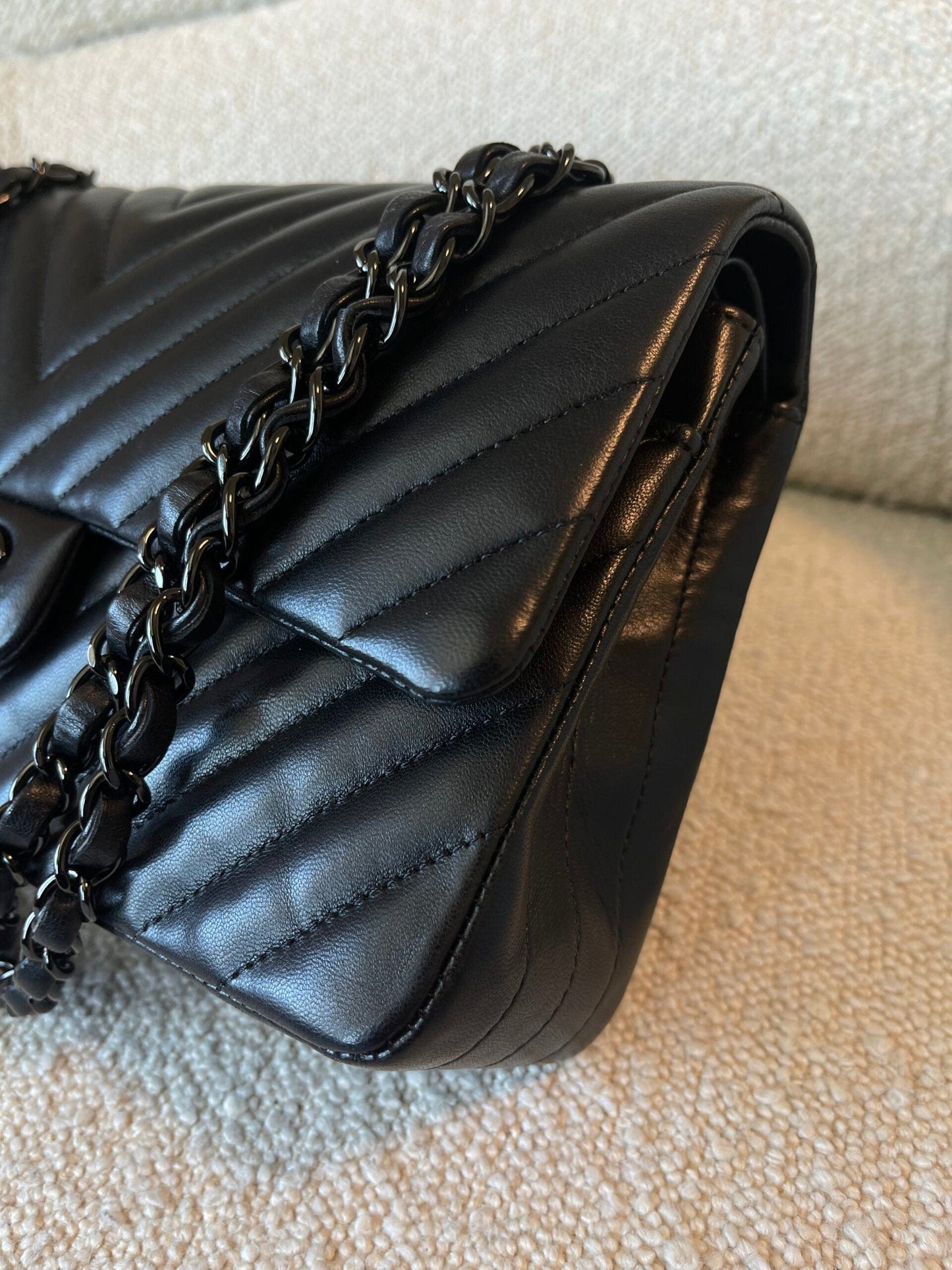 So Black Lambskin Chevron Medium Classic Flap