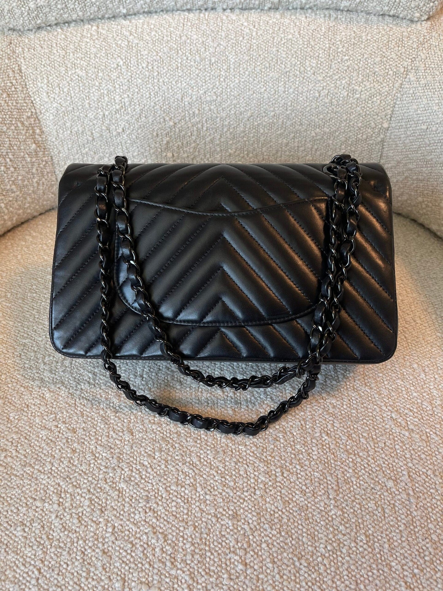 So Black Lambskin Chevron Medium Classic Flap