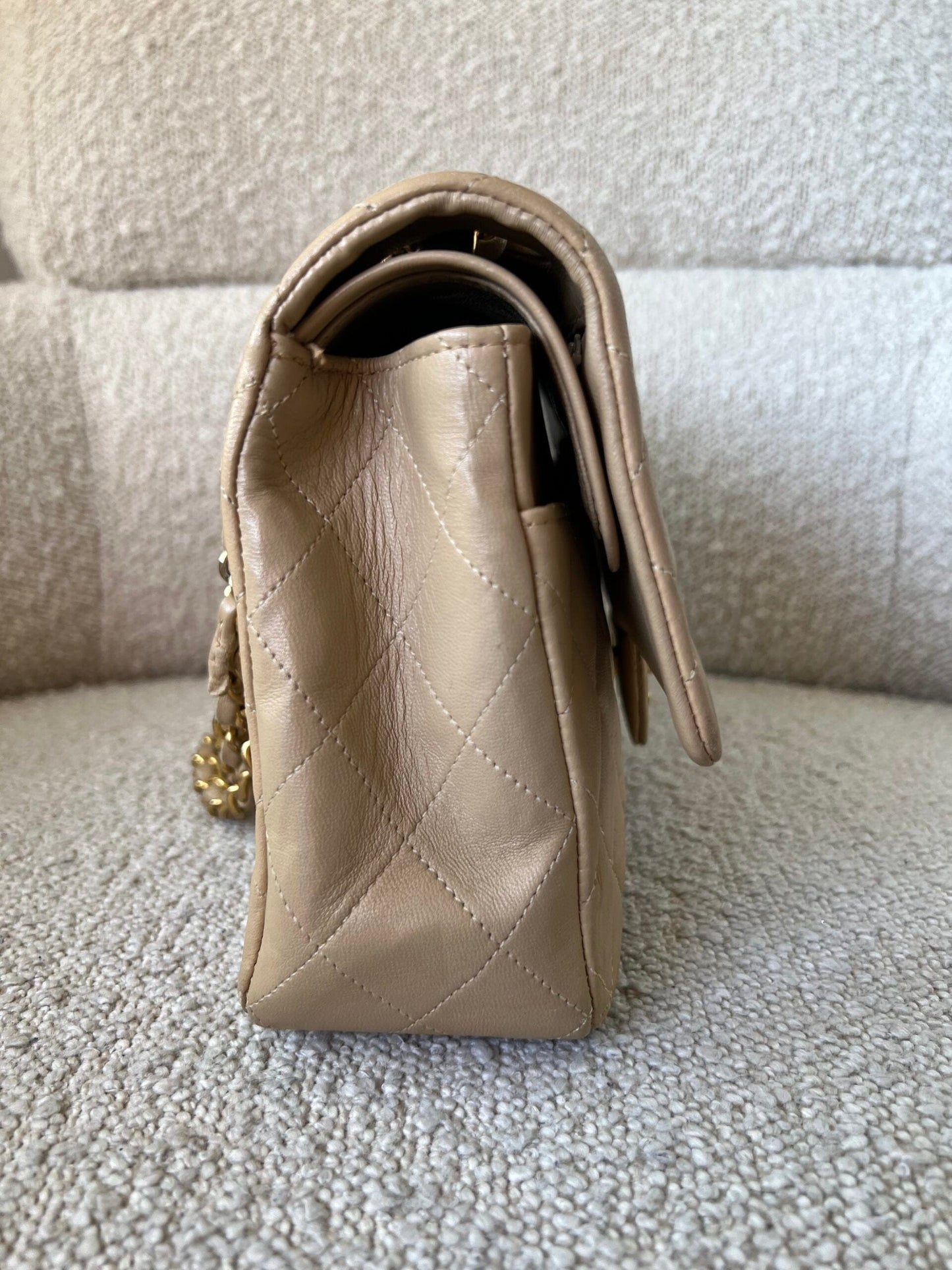 Vintage Beige Lambskin Quilted Classic Flap Medium GHW