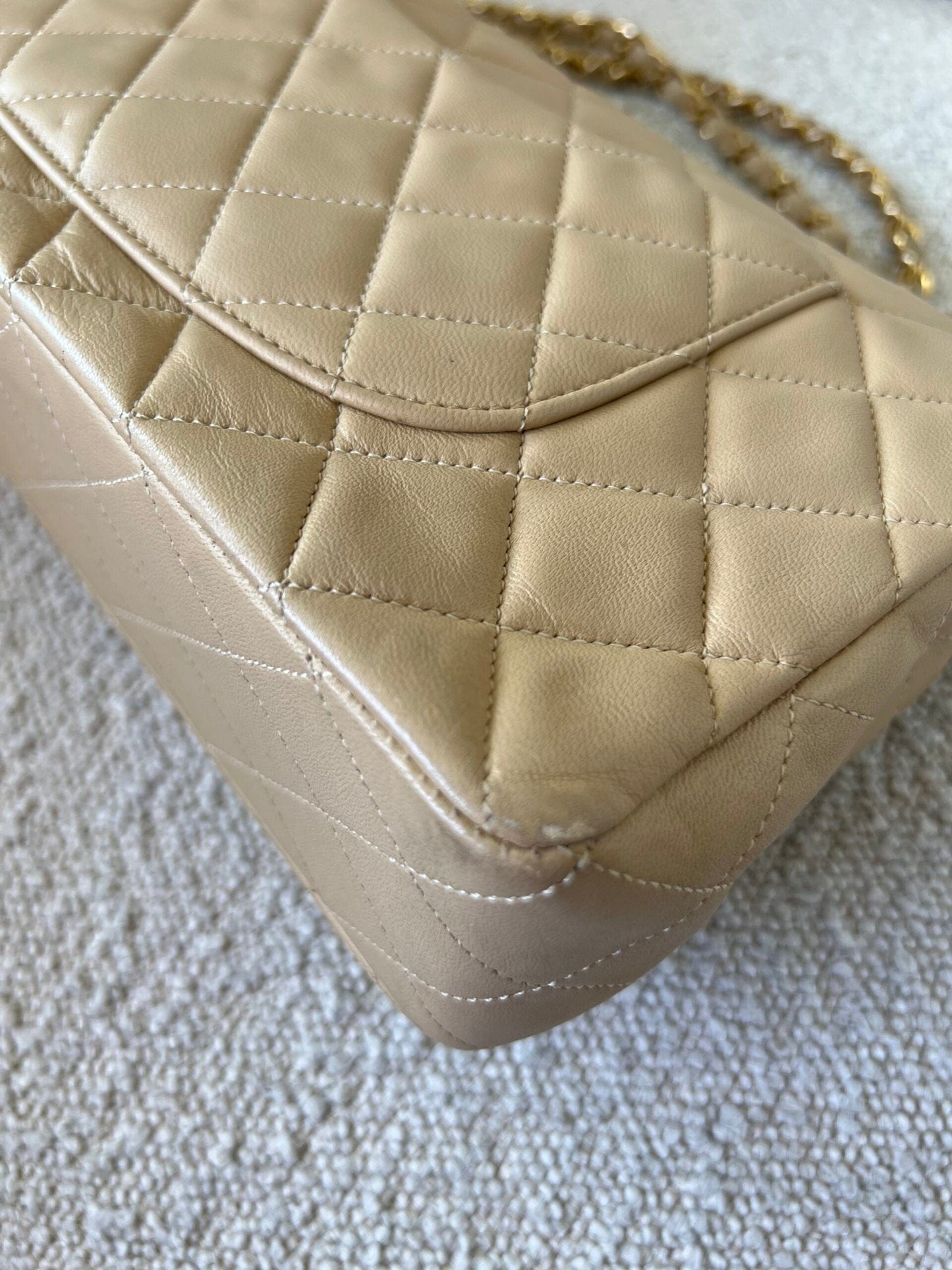 Vintage Beige Lambskin Quilted Classic Flap Medium GHW