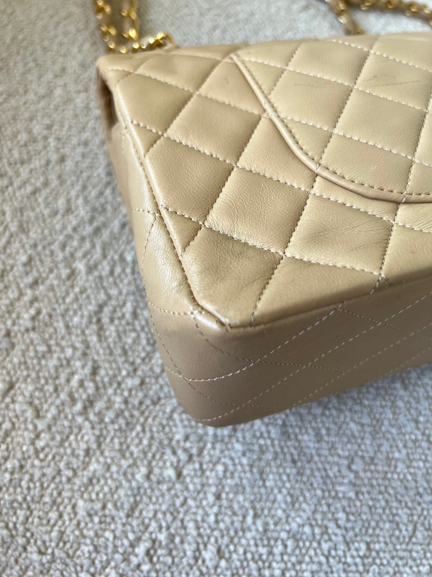 Vintage Beige Lambskin Quilted Classic Flap Medium GHW