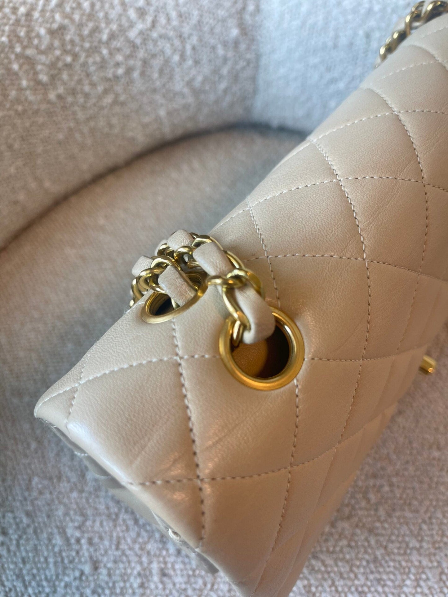 Vintage Beige Lambskin Quilted Classic Flap Medium Gold Hardware