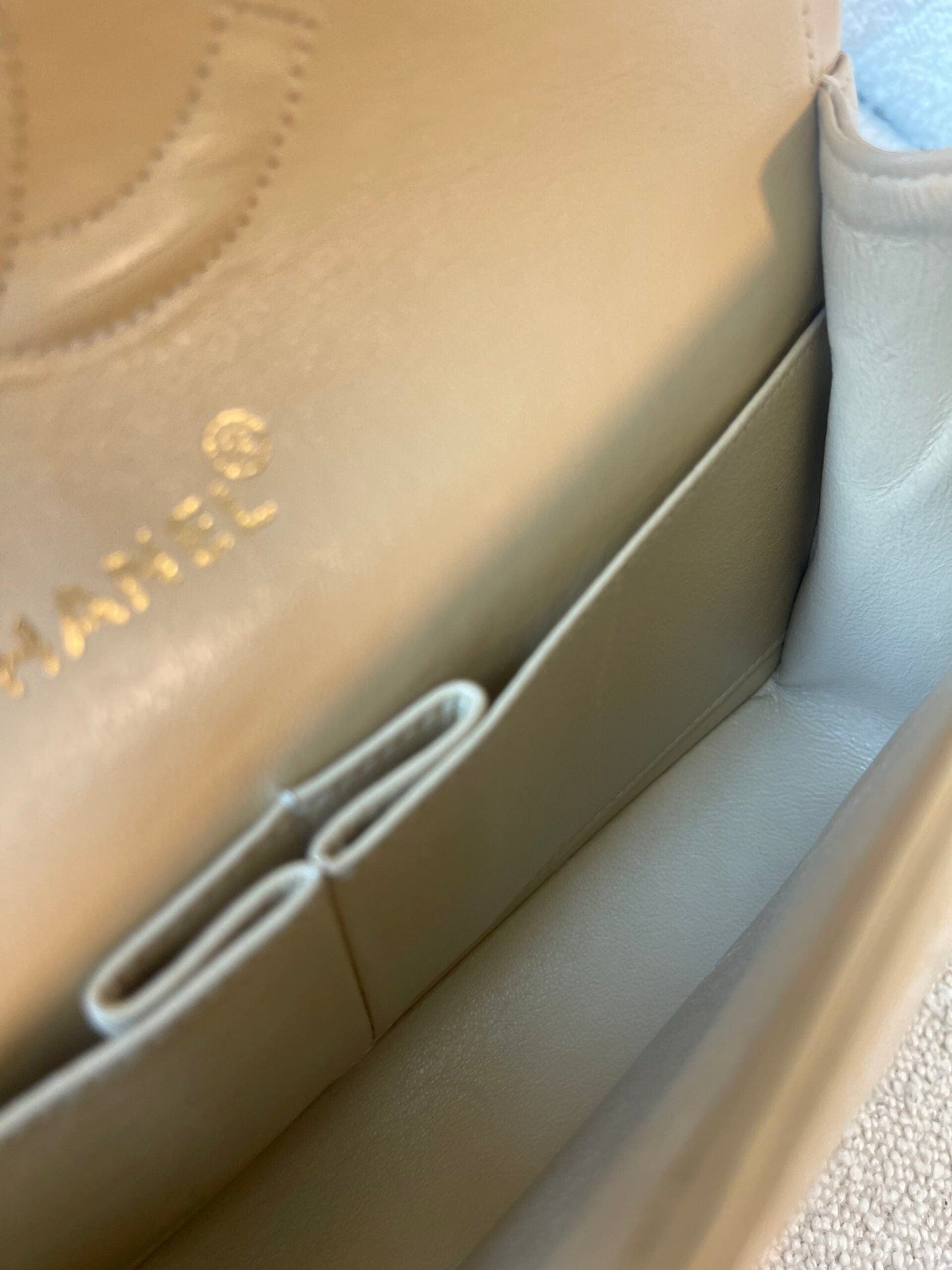 Vintage Beige Lambskin Quilted Classic Flap Medium Gold Hardware