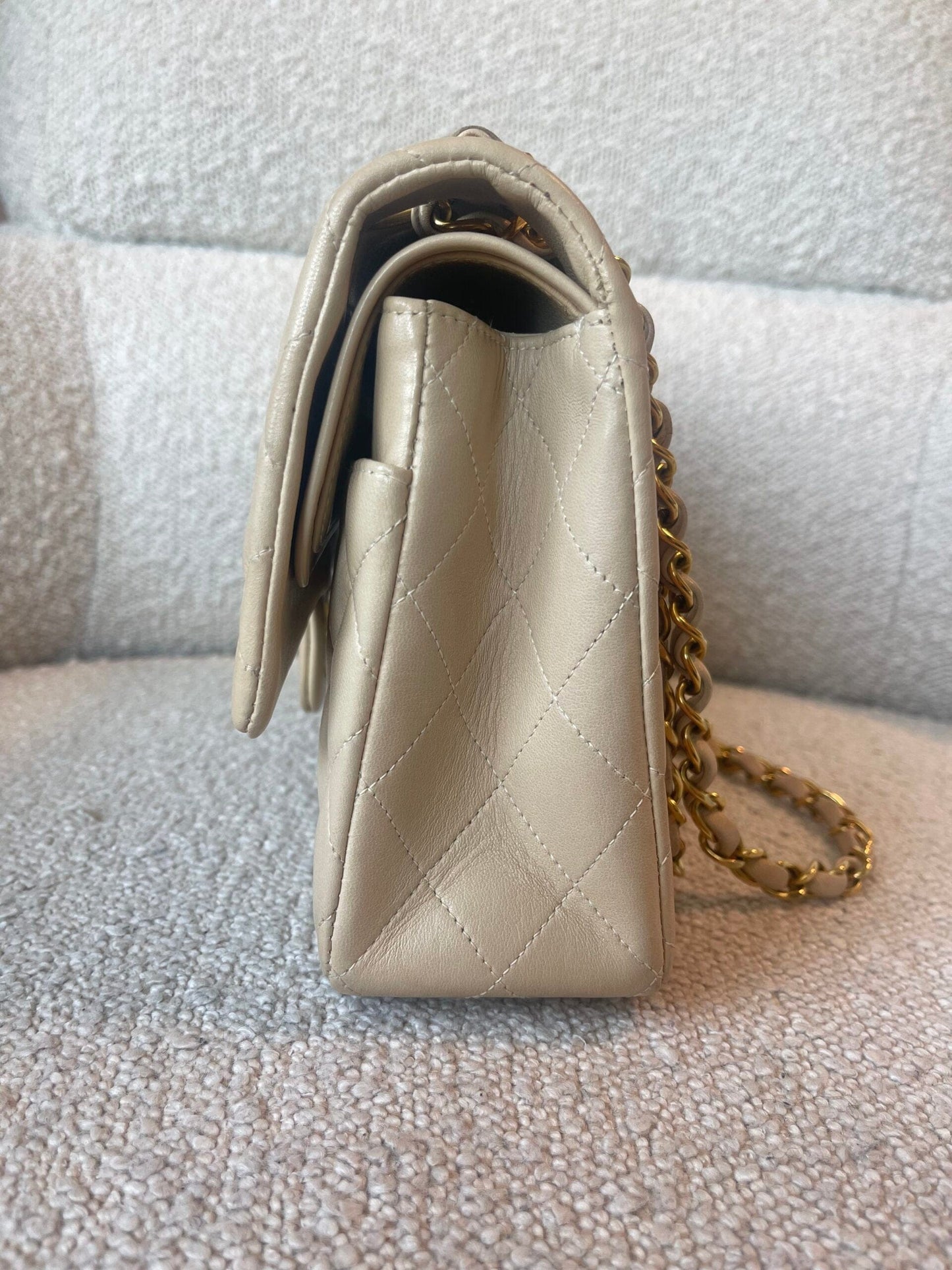 Vintage Beige Lambskin Quilted Classic Flap Medium Gold Hardware