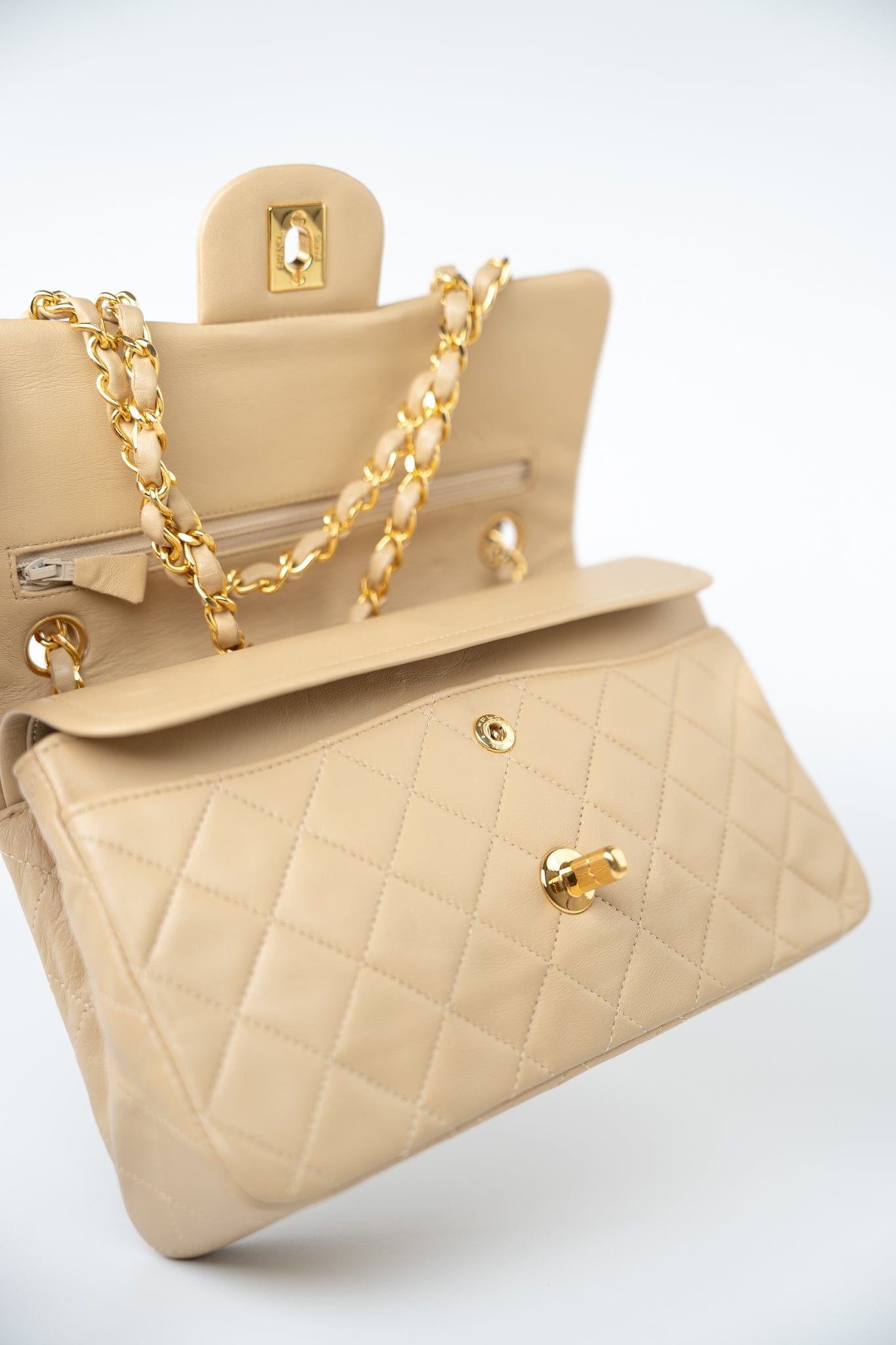 Vintage Beige Lambskin Quilted Classic Flap Small Gold Hardware