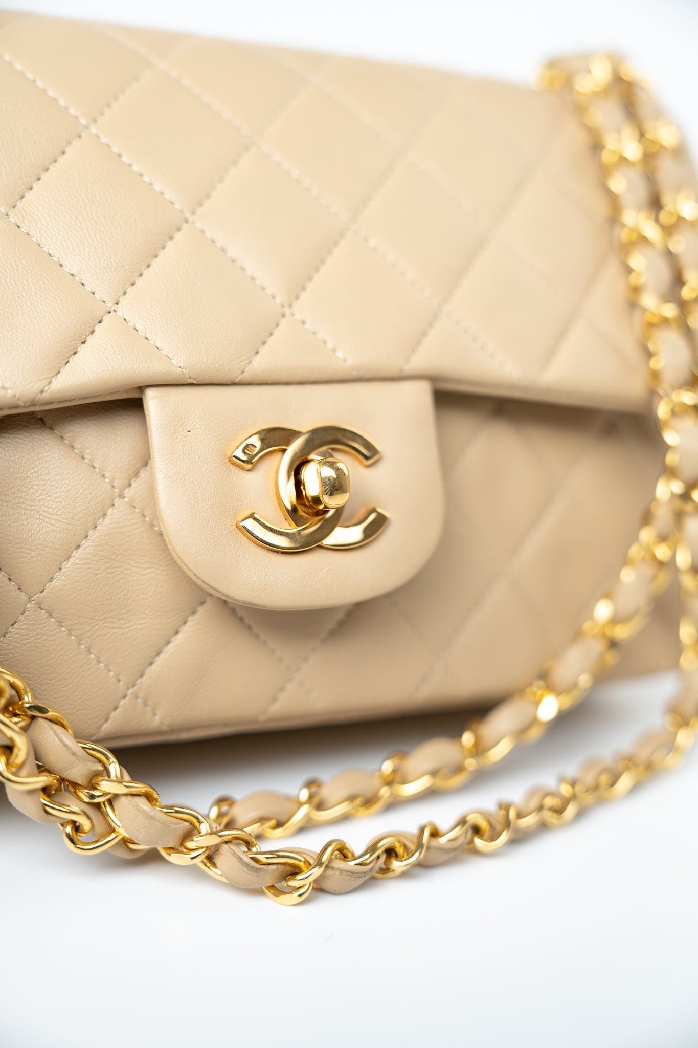 Vintage Beige Lambskin Quilted Classic Flap Small Gold Hardware