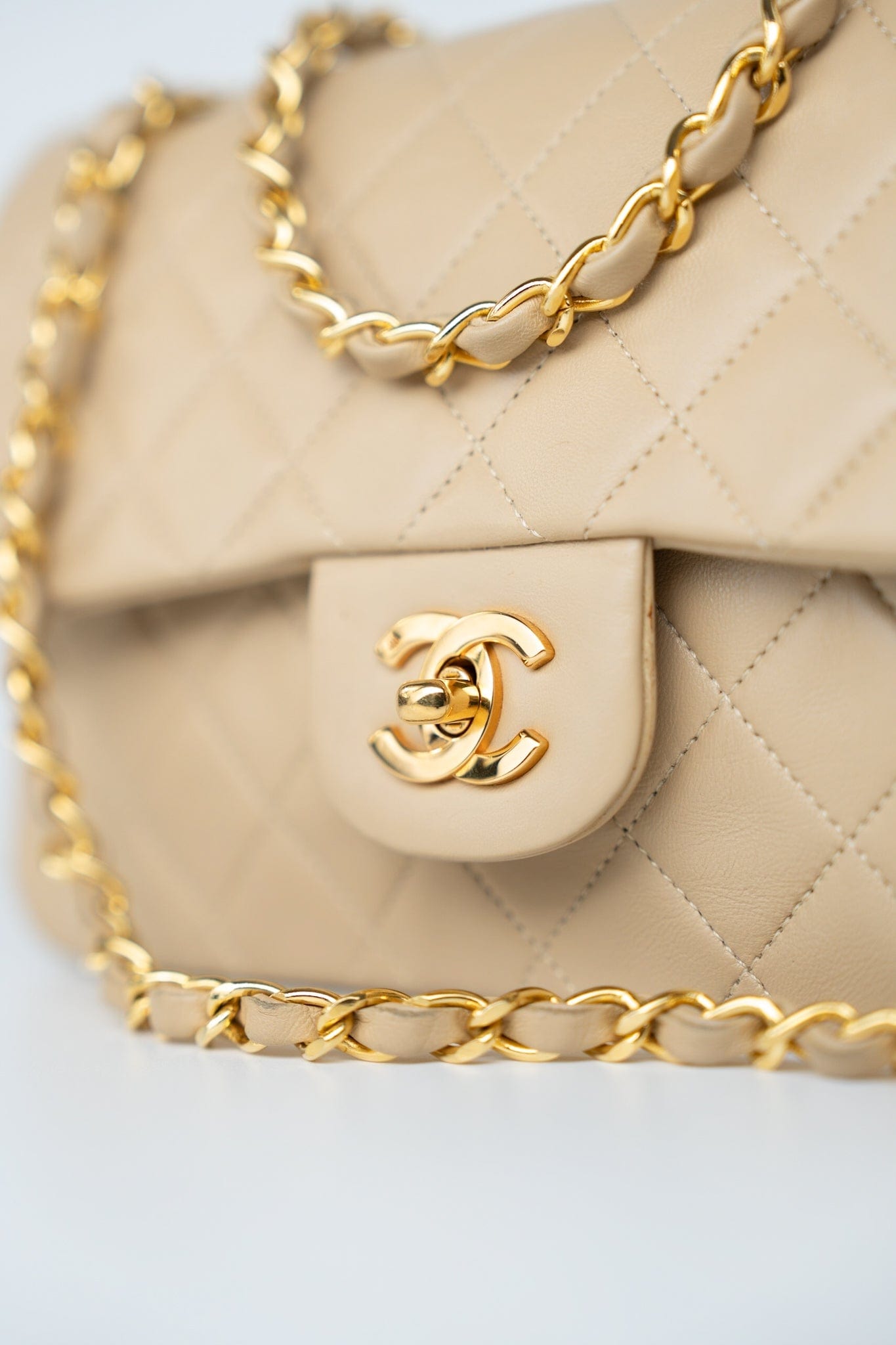 Vintage Beige Lambskin Quilted Classic Flap Small Gold Hardware