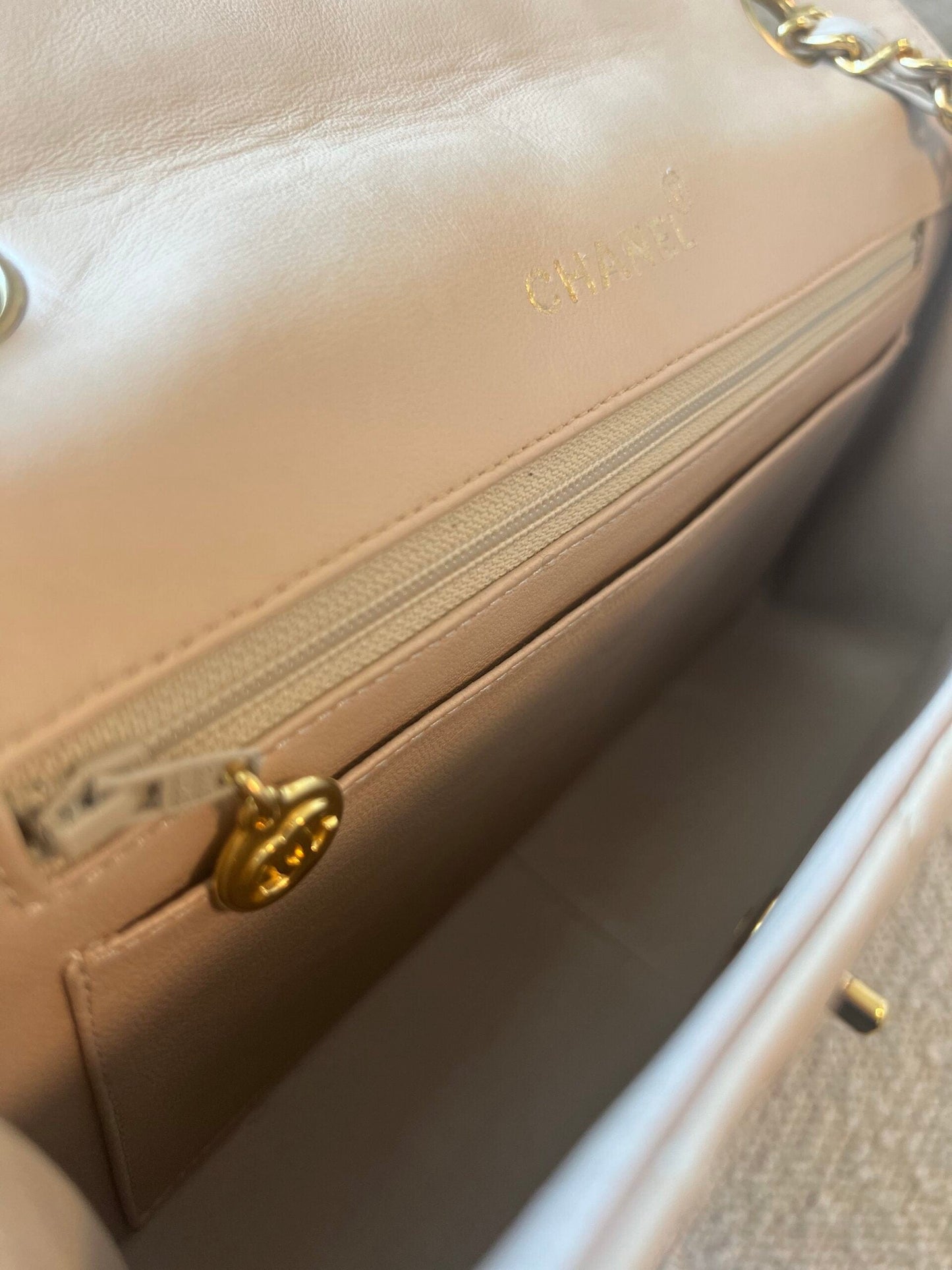 Vintage Beige Lambskin Quilted Medium Diana Flap Gold Hardware