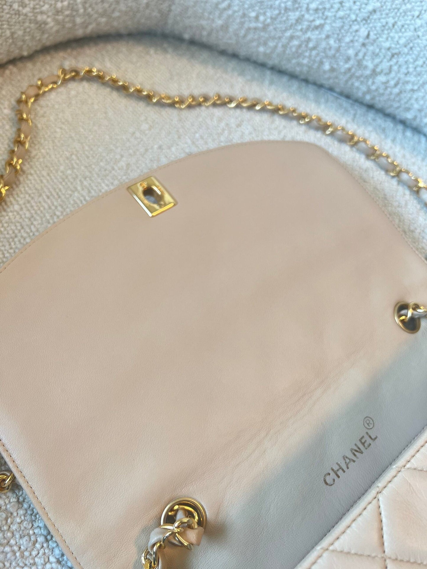 Vintage Beige Lambskin Quilted Medium Diana Flap Gold Hardware