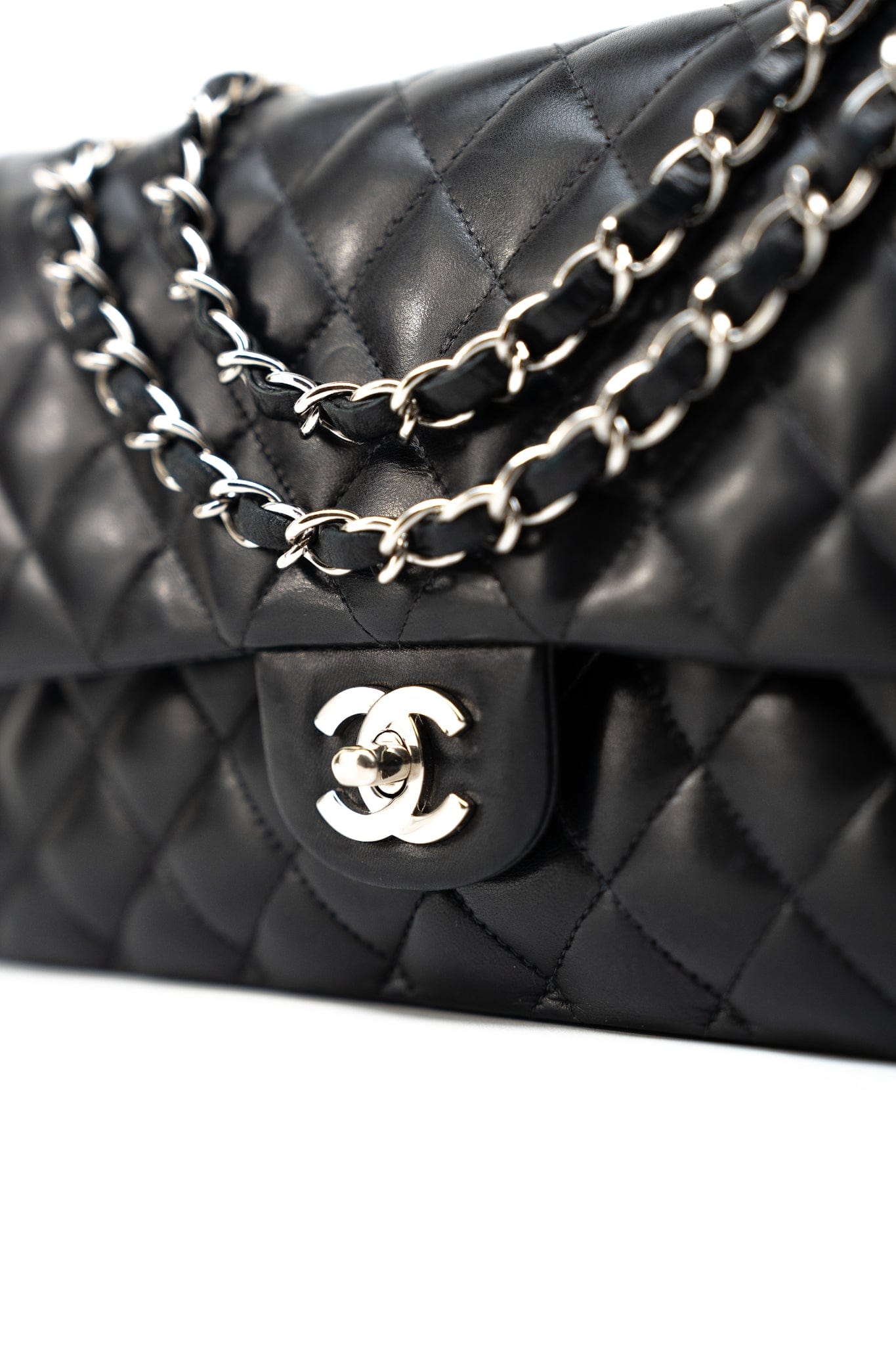 Vintage Black Lambskin Quilted Classic Flap Medium Silver Hardware