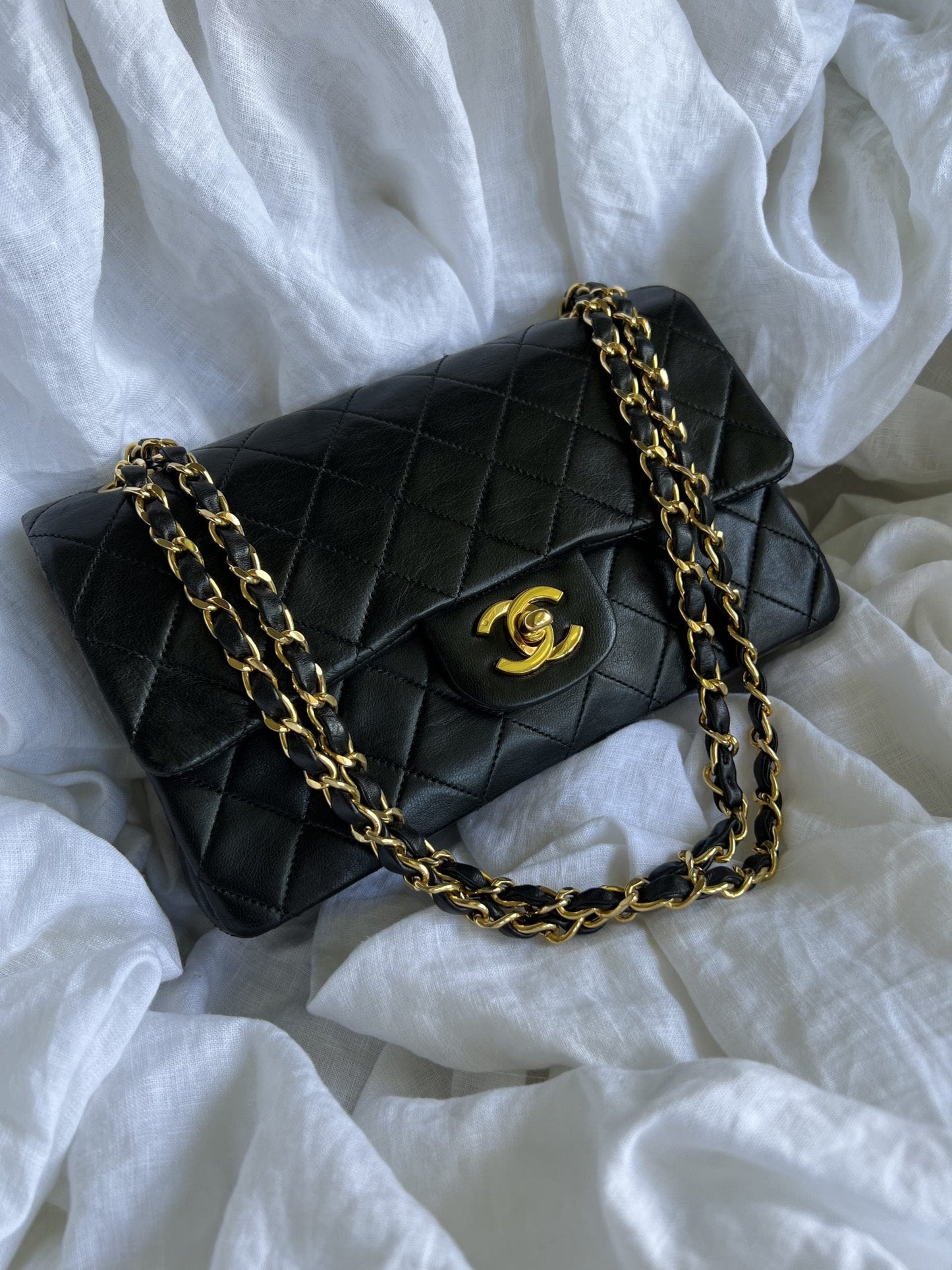 Vintage Black Lambskin Quilted Classic Flap Small GHW