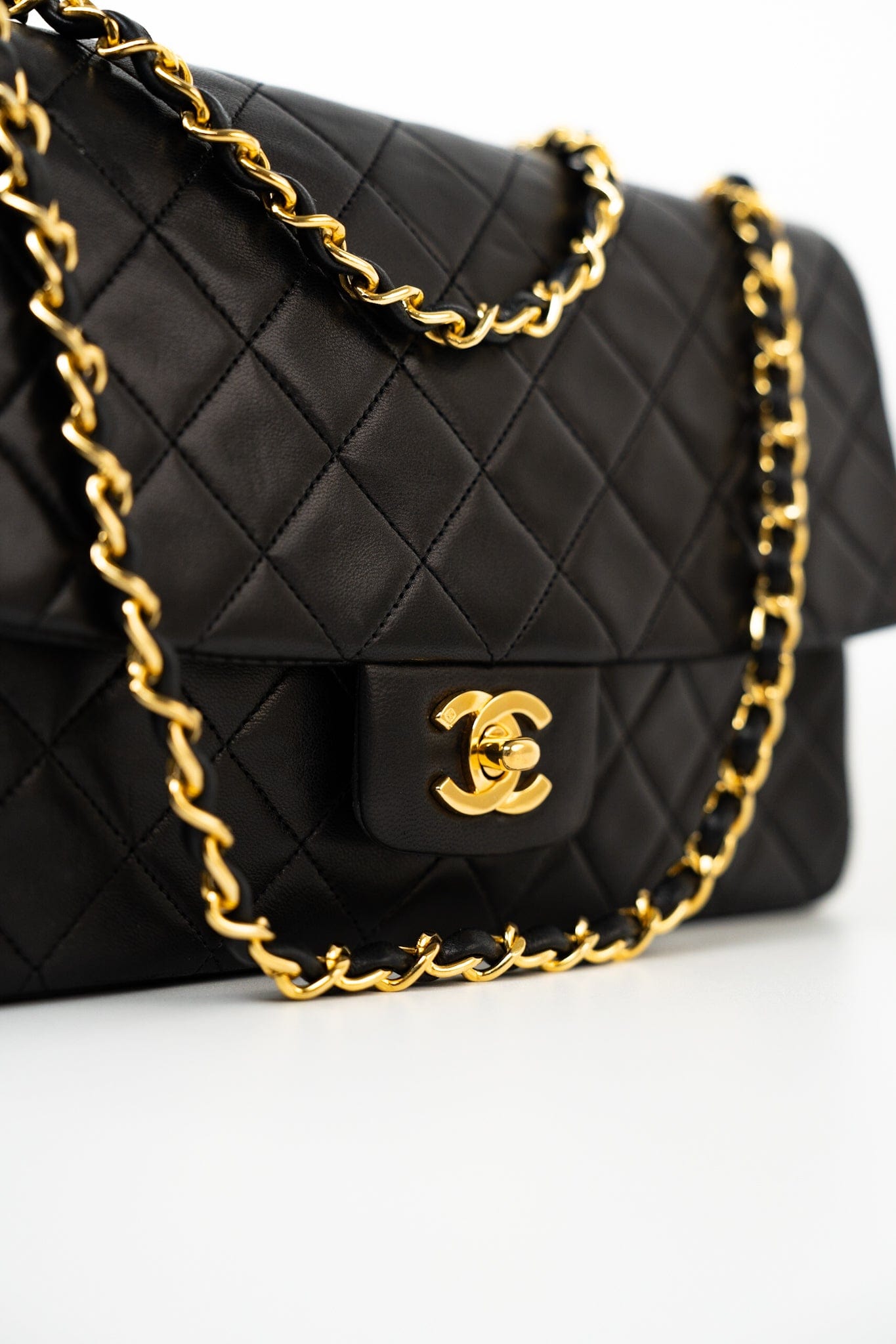 Vintage Black Lambskin Quilted Matelasse Single Flap Bag Gold Hardware