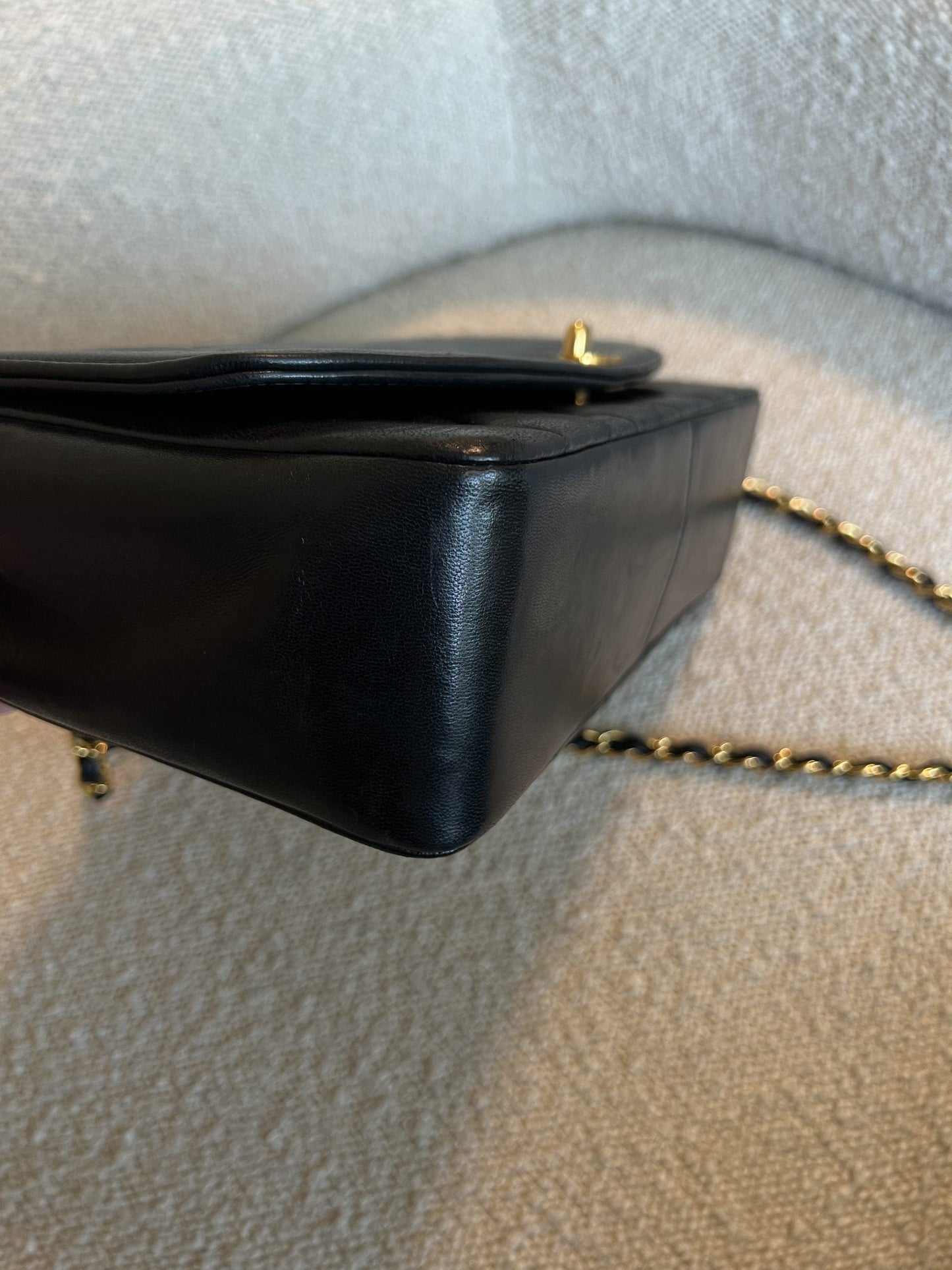 Vintage Black Lambskin Quilted Medium Diana Flap GHW