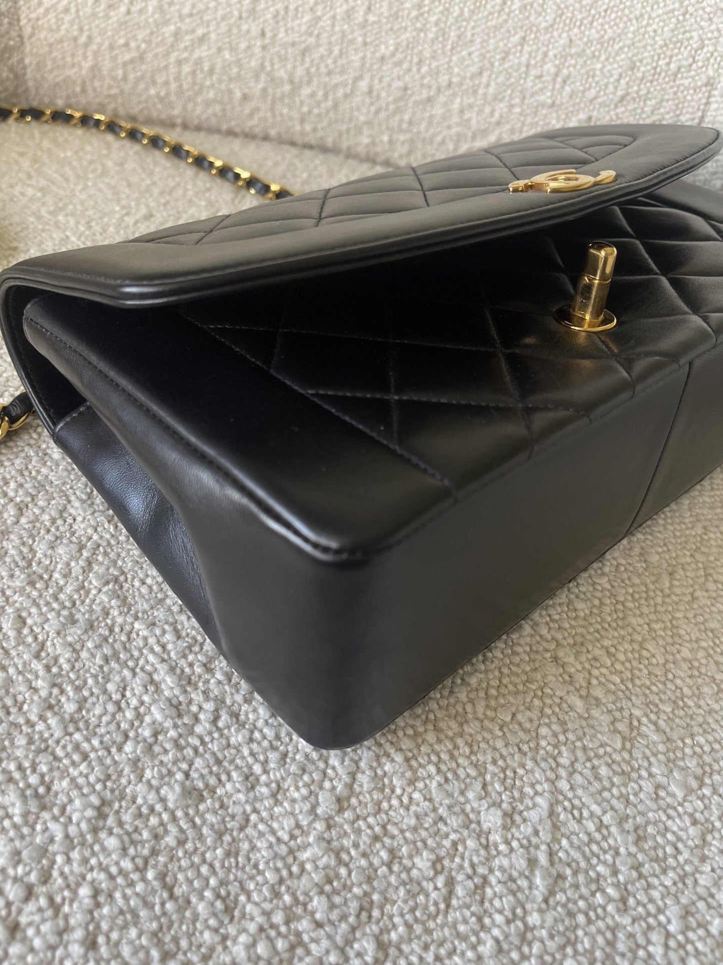 Vintage Black Lambskin Quilted Medium Diana Flap GHW