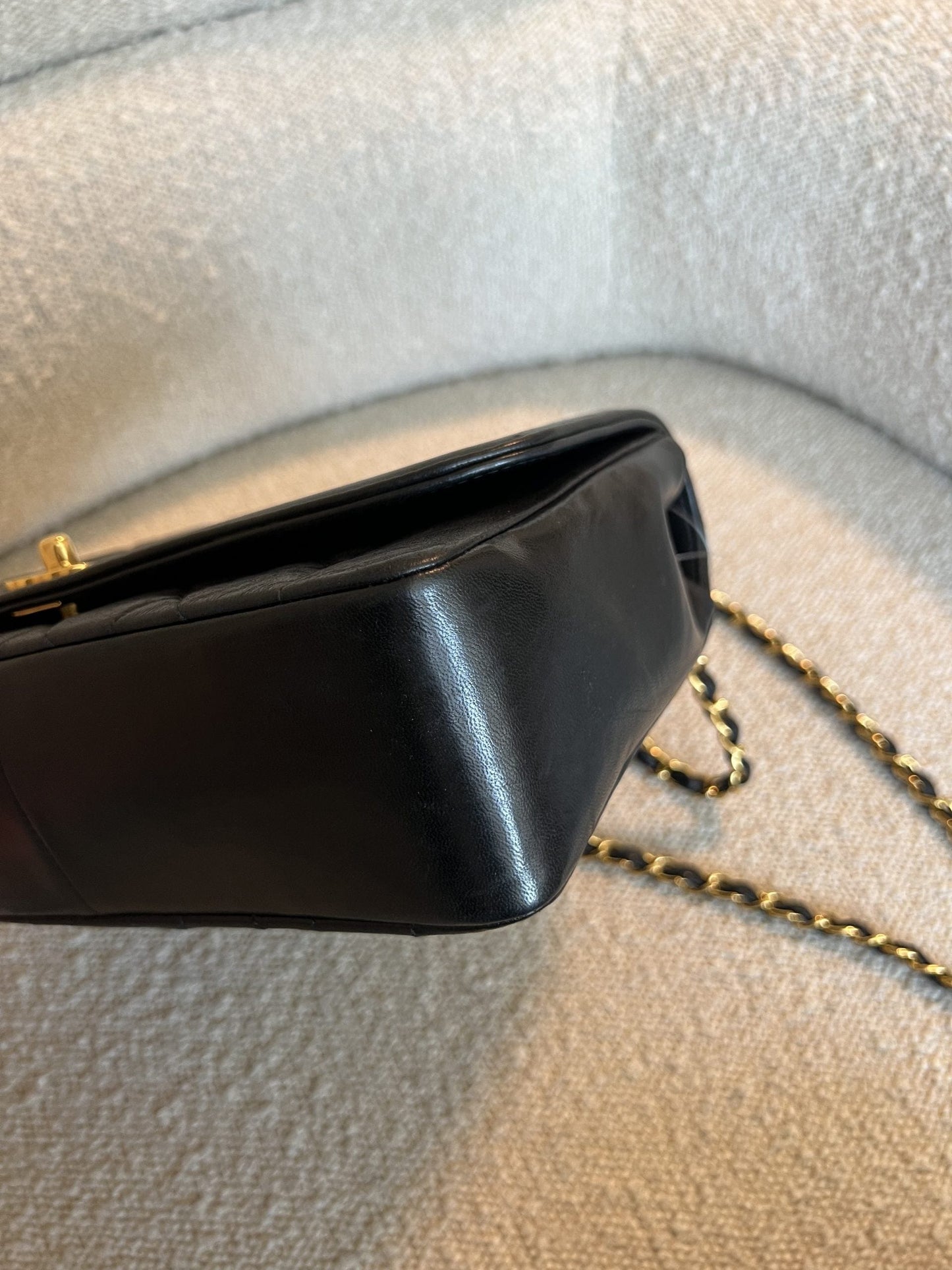 Vintage Black Lambskin Quilted Medium Diana Flap GHW