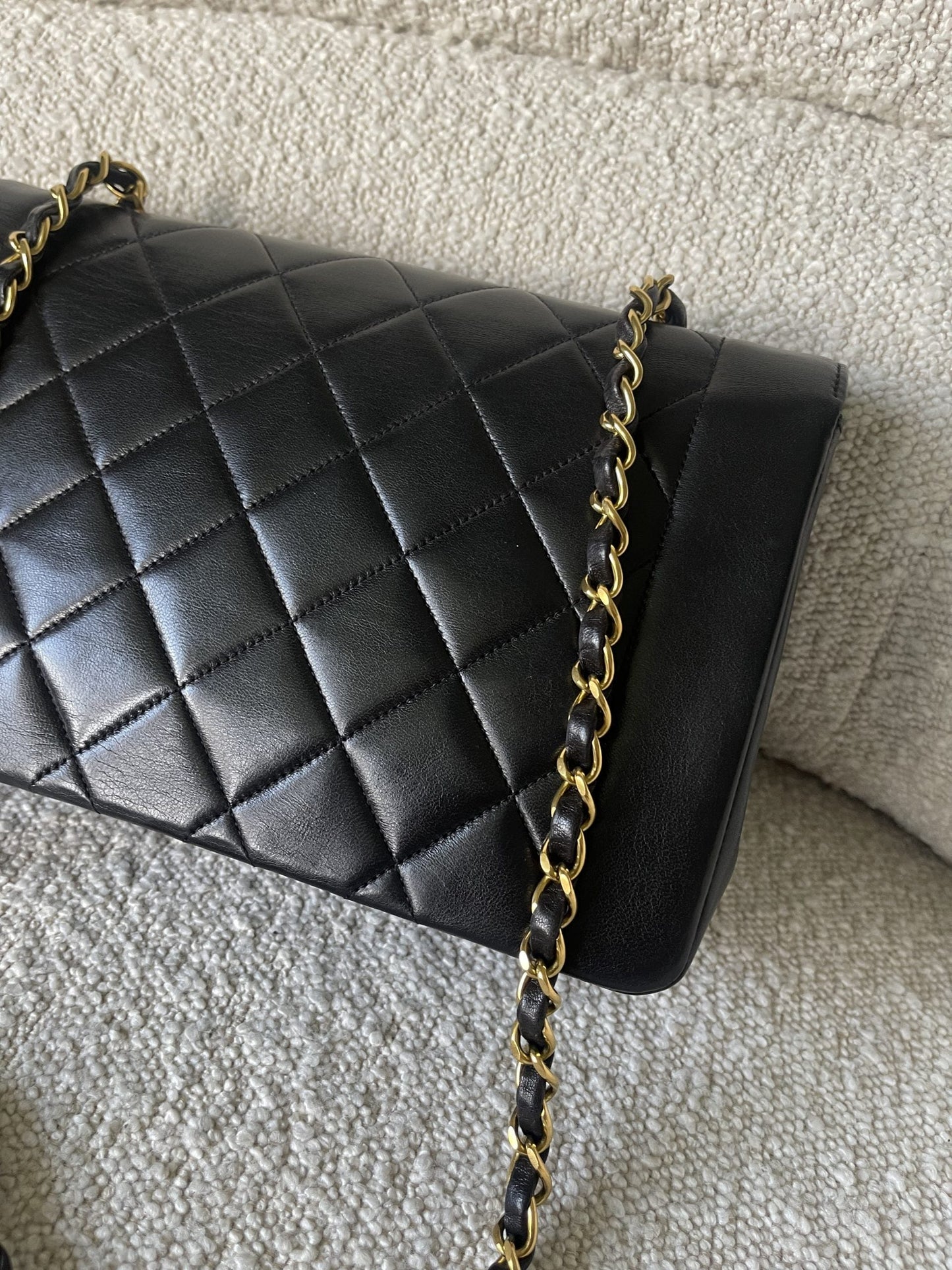 Vintage Black Lambskin Quilted Medium Diana Flap GHW