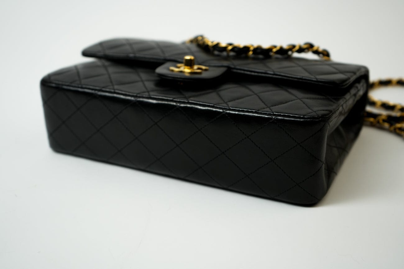 Vintage Black Medium Lambskin Quilted Classic Flap GHW