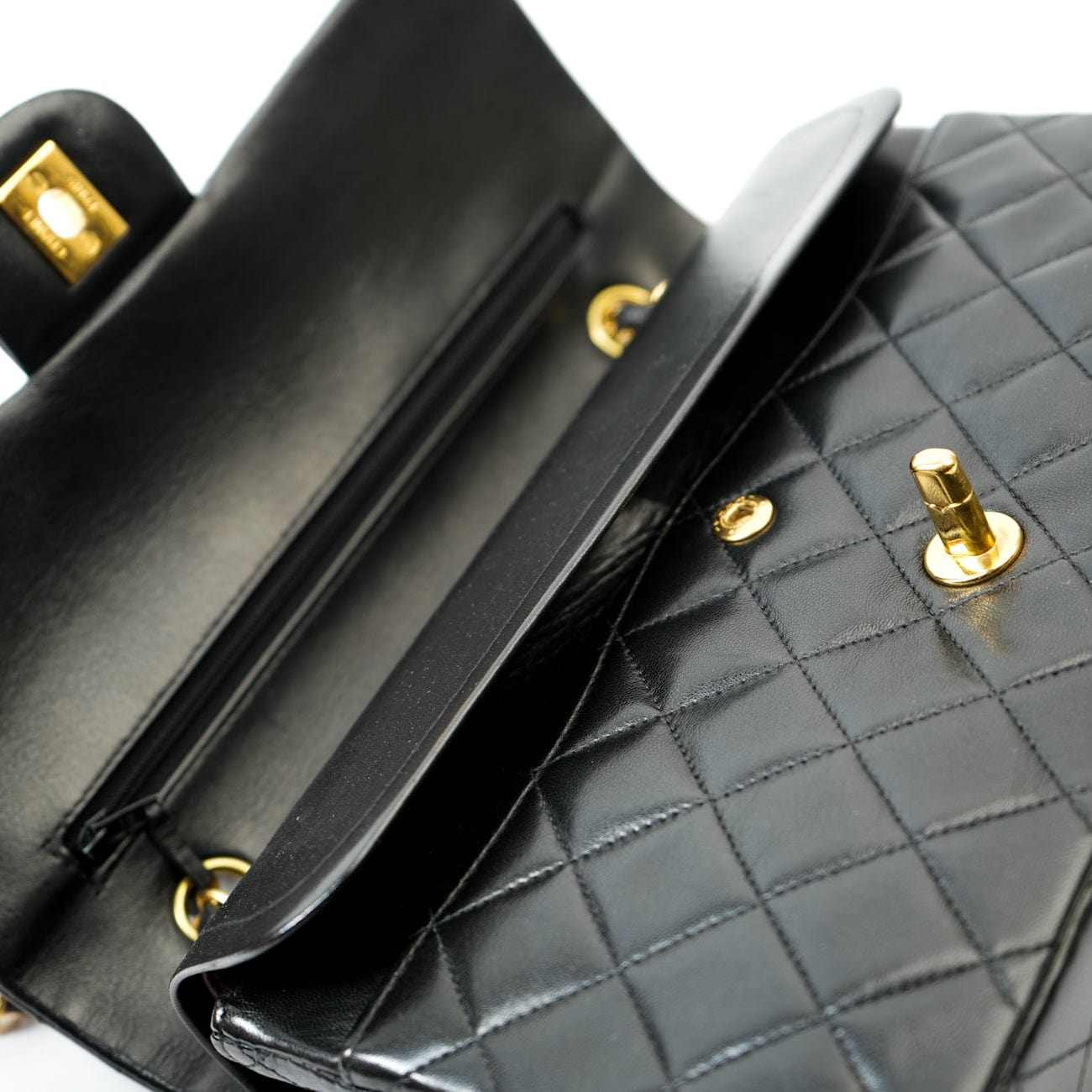 Vintage Black Medium Lambskin Quilted Classic Flap GHW