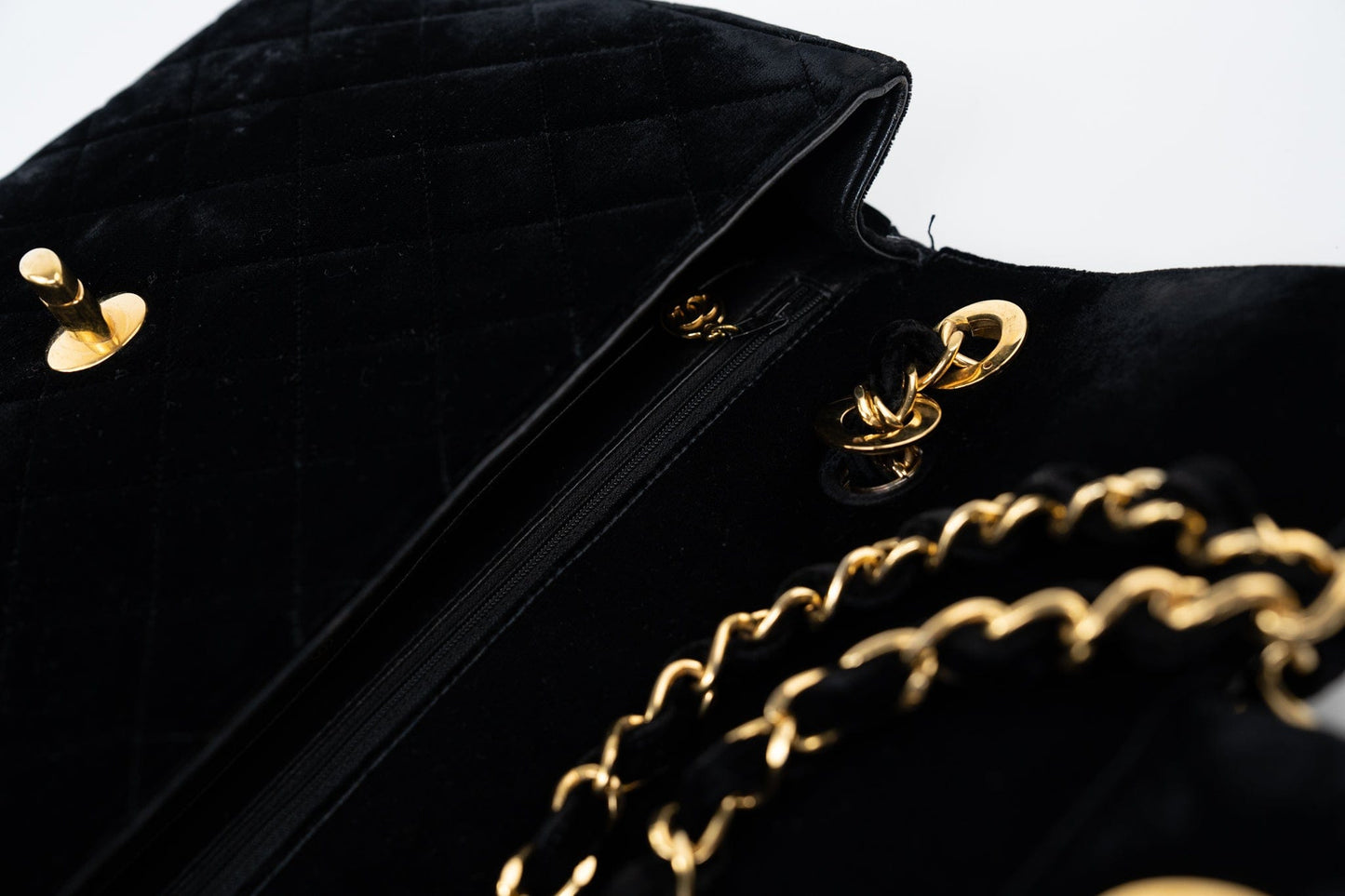 Vintage Black Velvet Matelasse Jumbo Single Flap