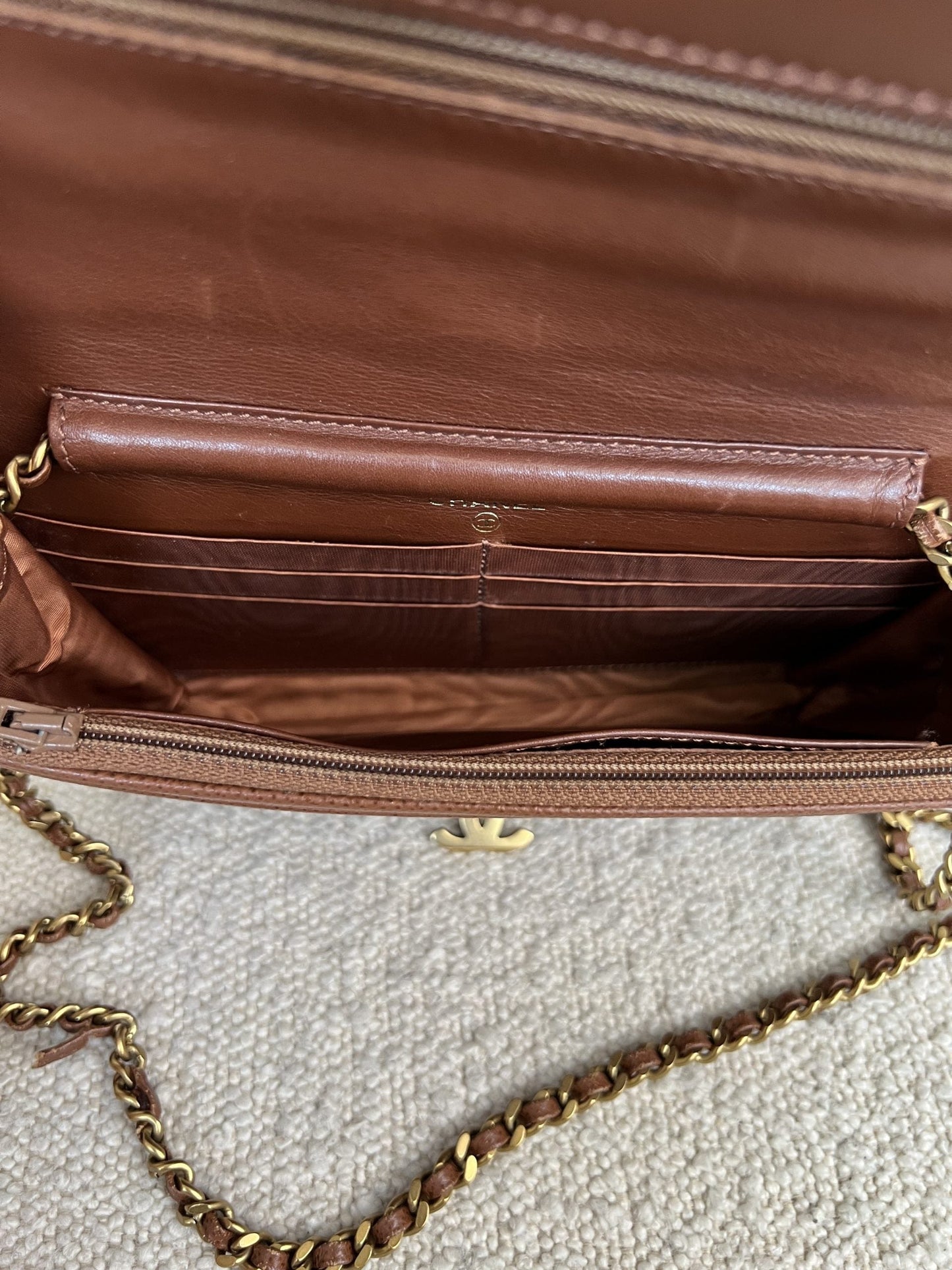 Vintage Brown Caviar Wallet On Chain AGHW