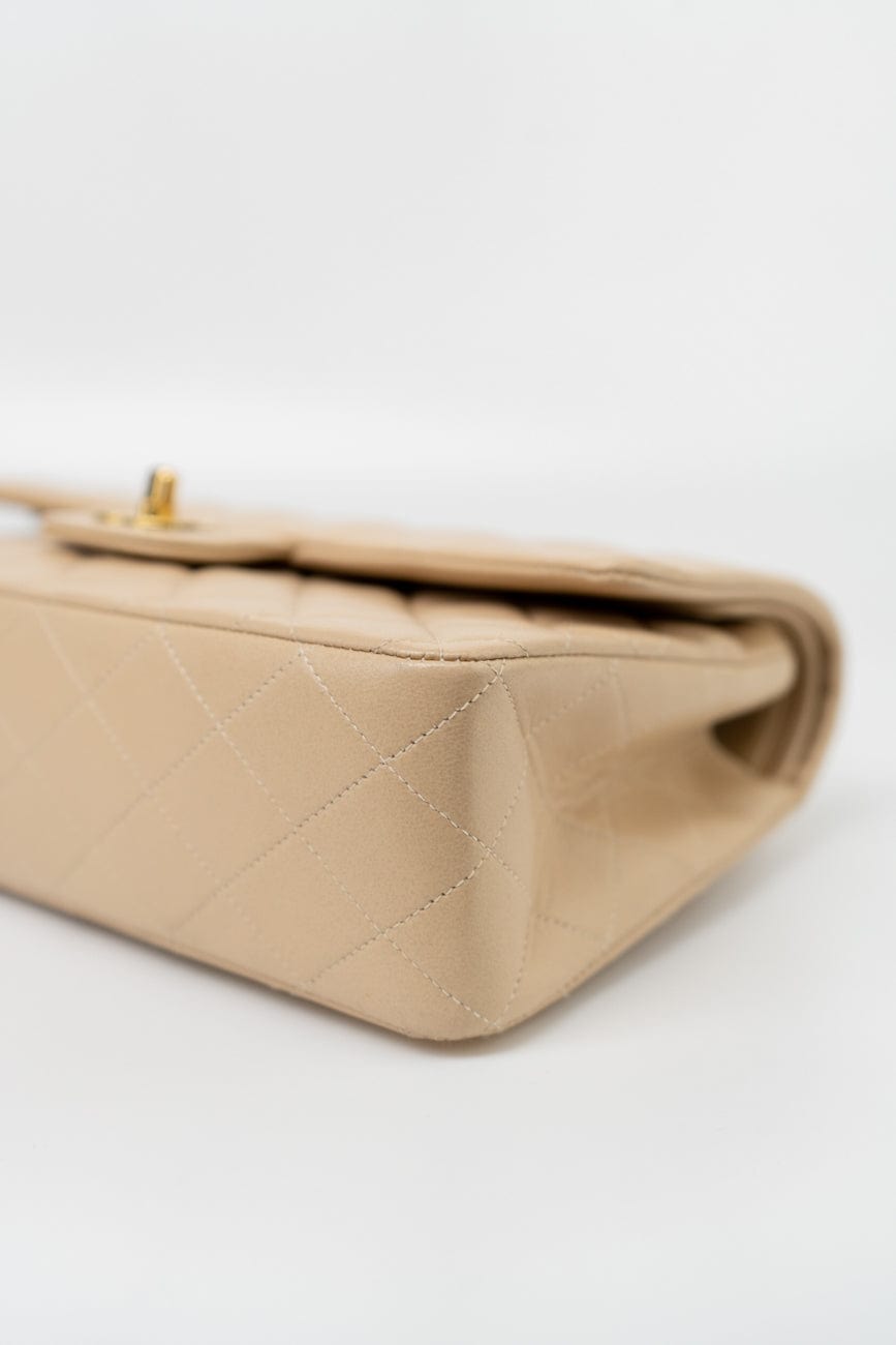 Vintage Light Beige Lambskin Quilted Classic Flap Medium GHW