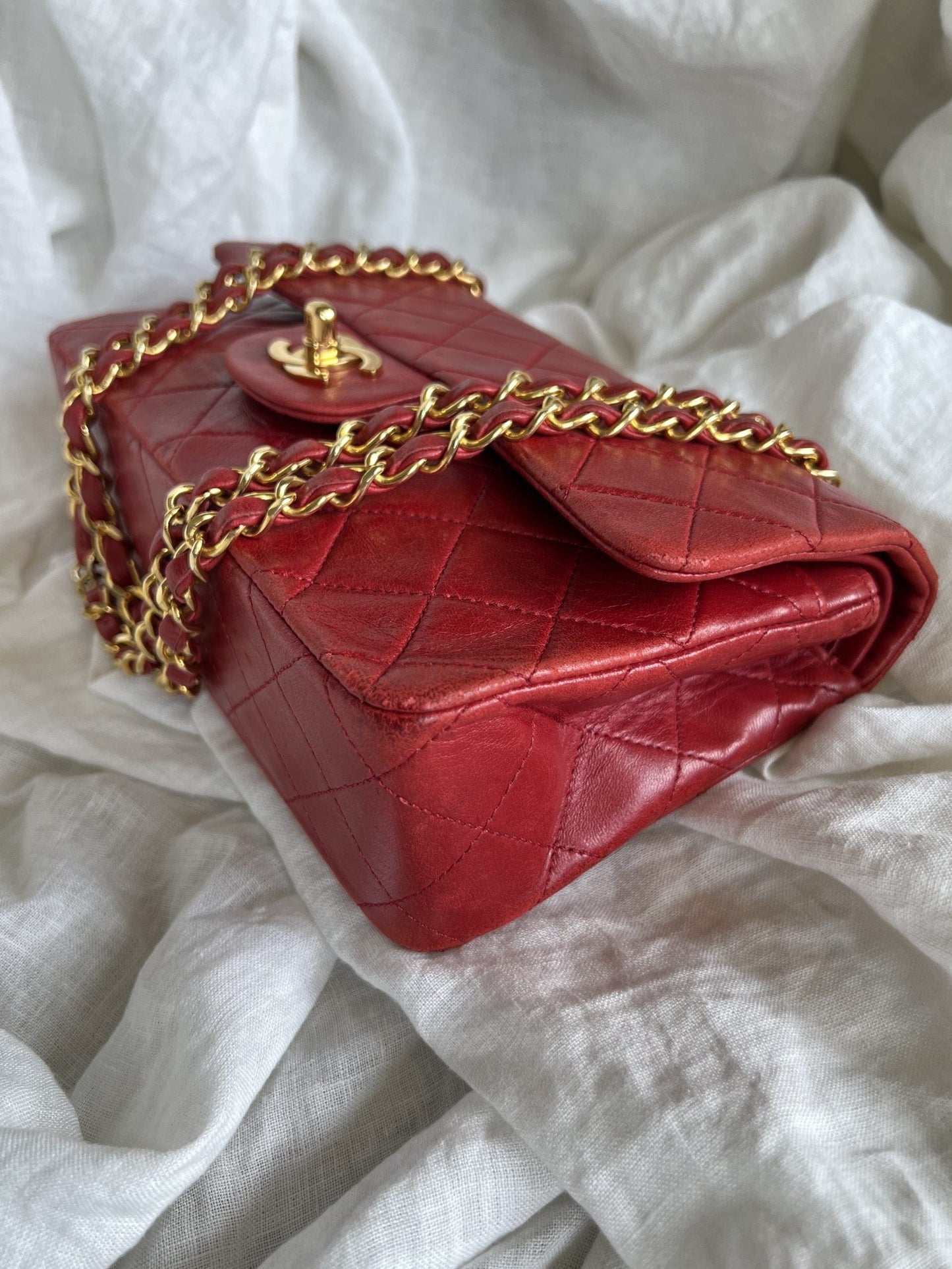Vintage Red Lambskin Quilted Classic Flap GHW