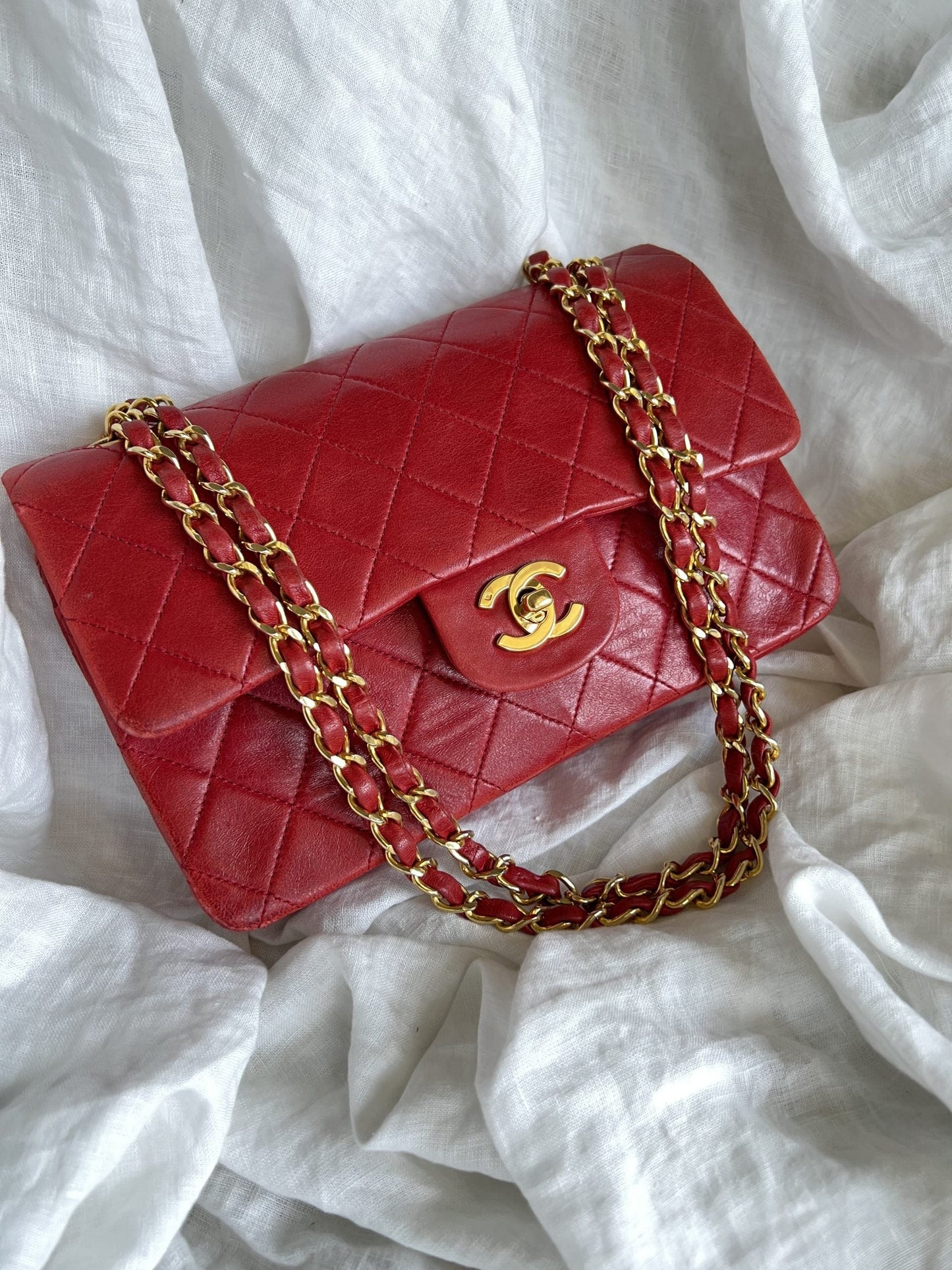 Vintage Red Lambskin Quilted Classic Flap GHW