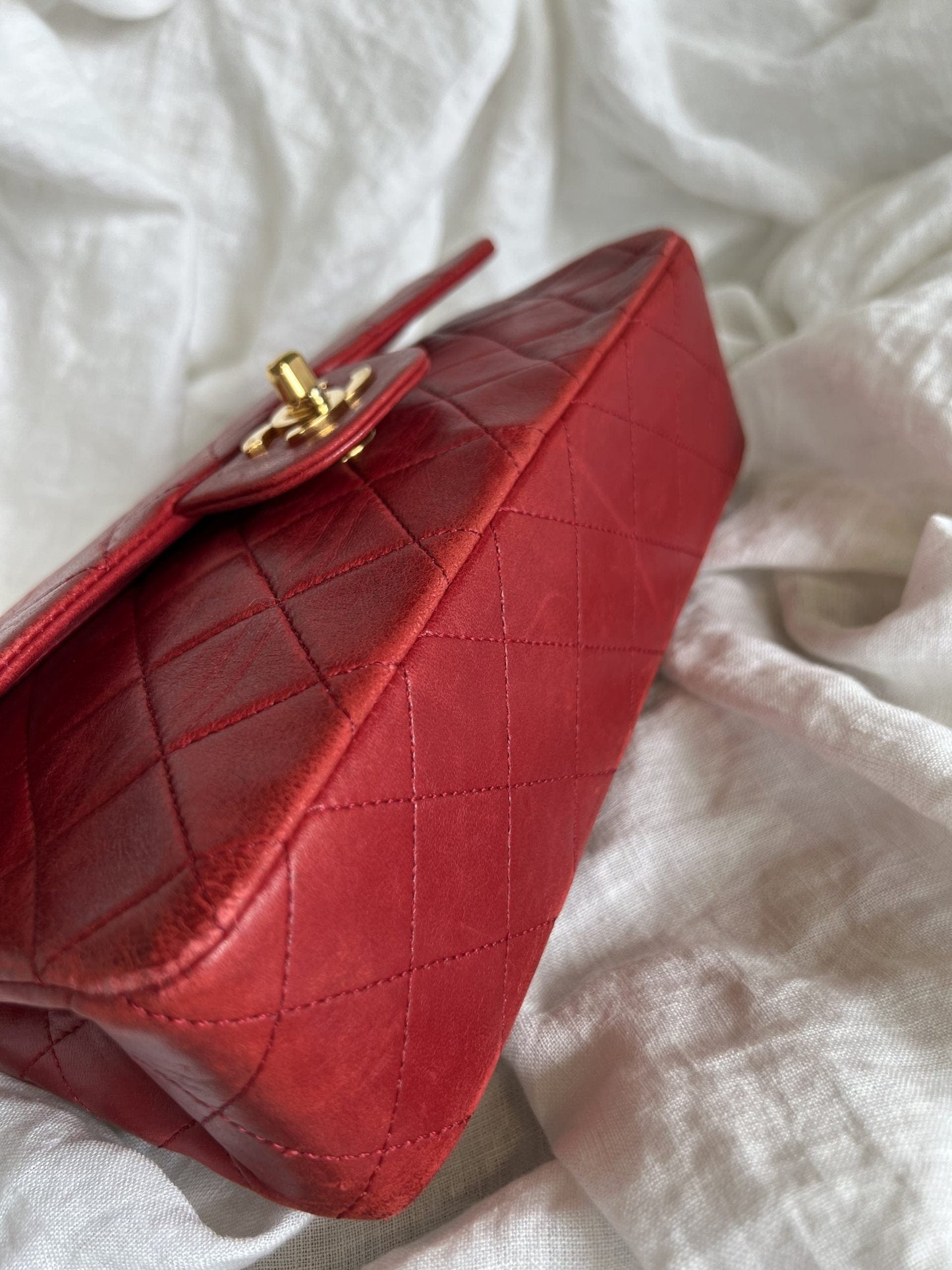 Vintage Red Lambskin Quilted Classic Flap GHW