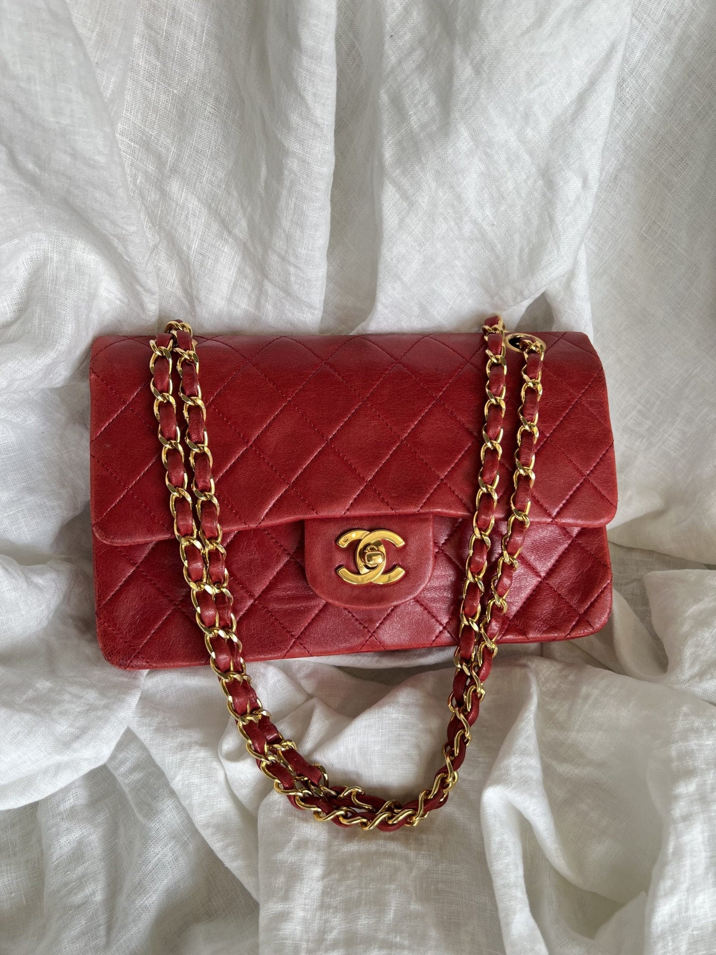 Vintage Red Lambskin Quilted Classic Flap GHW