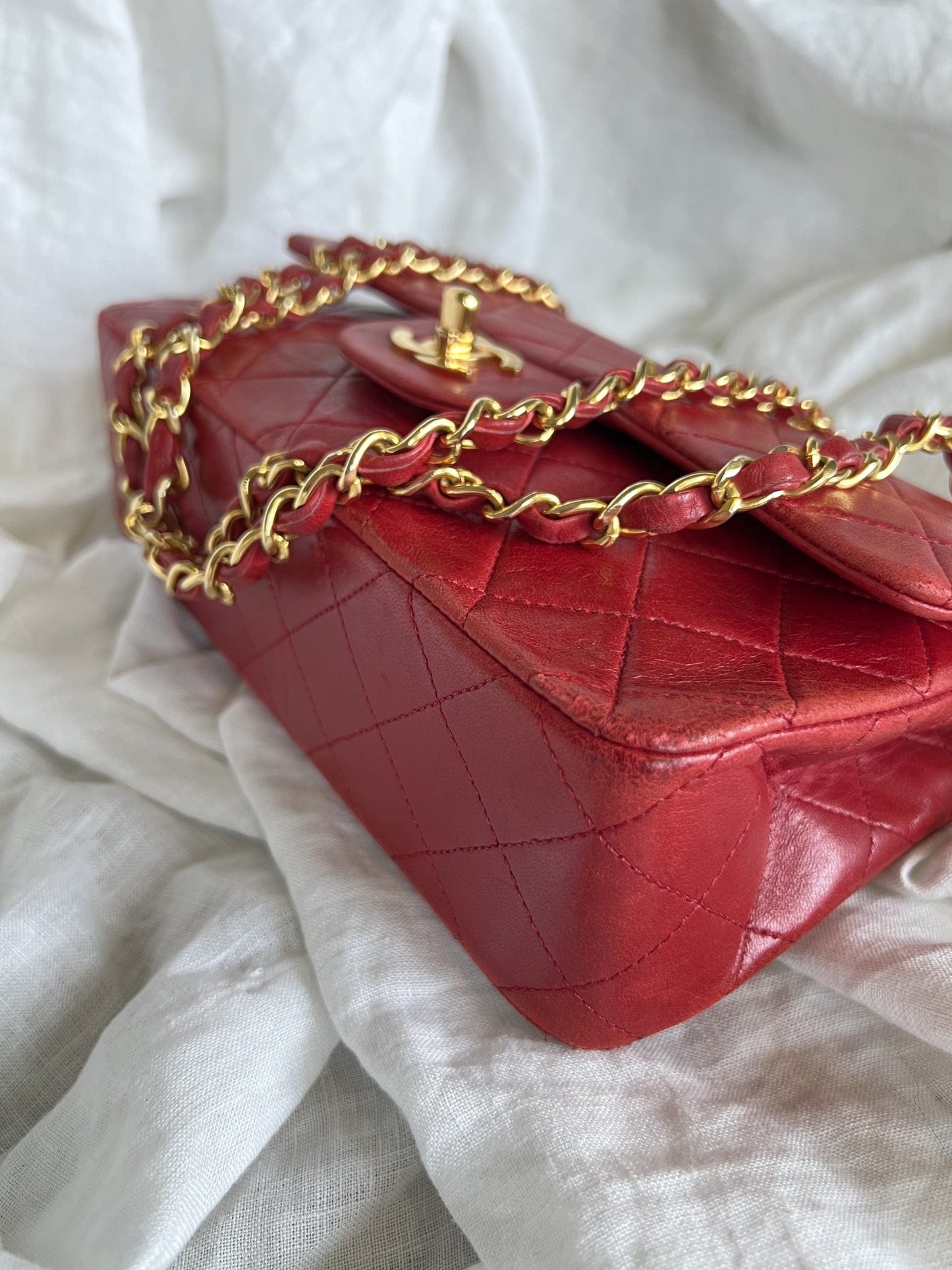 Vintage Red Lambskin Quilted Classic Flap GHW