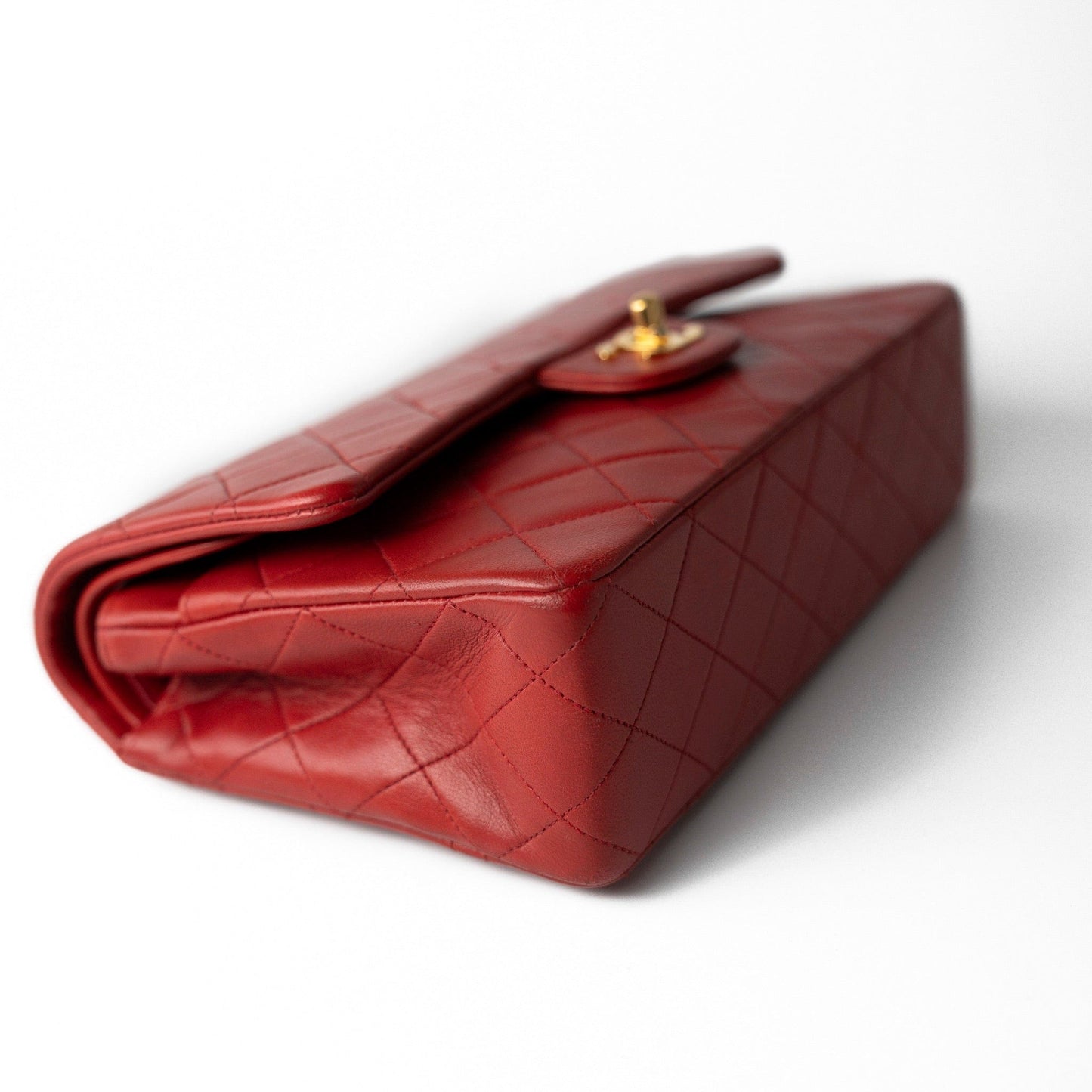 Vintage Red Lambskin Quilted Classic Flap Medium Gold Hardware