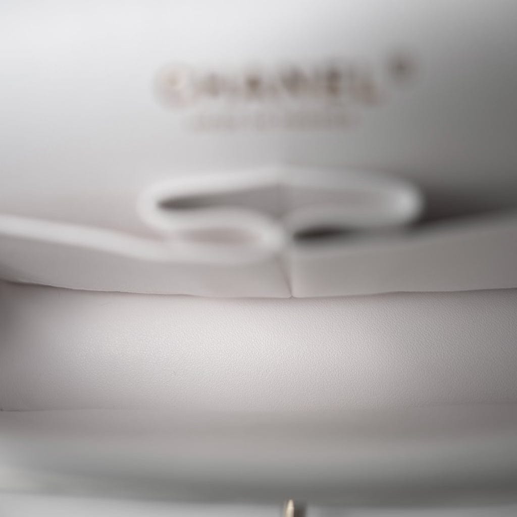 20S White Caviar Quilted Classic Flap Medium Light Gold Hardware