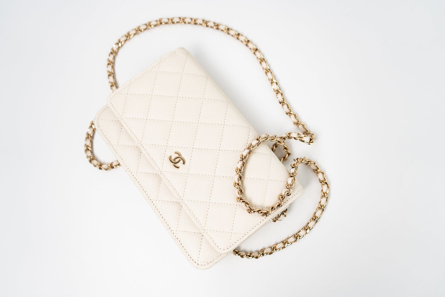 22C White Caviar Quilted Wallet On Chain WOC Light Gold Hardware