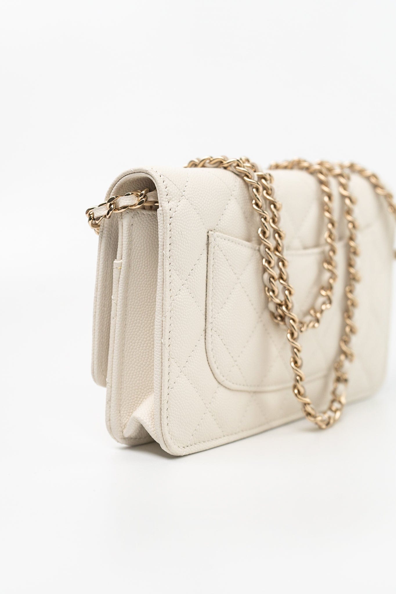 22C White Caviar Quilted Wallet On Chain WOC Light Gold Hardware