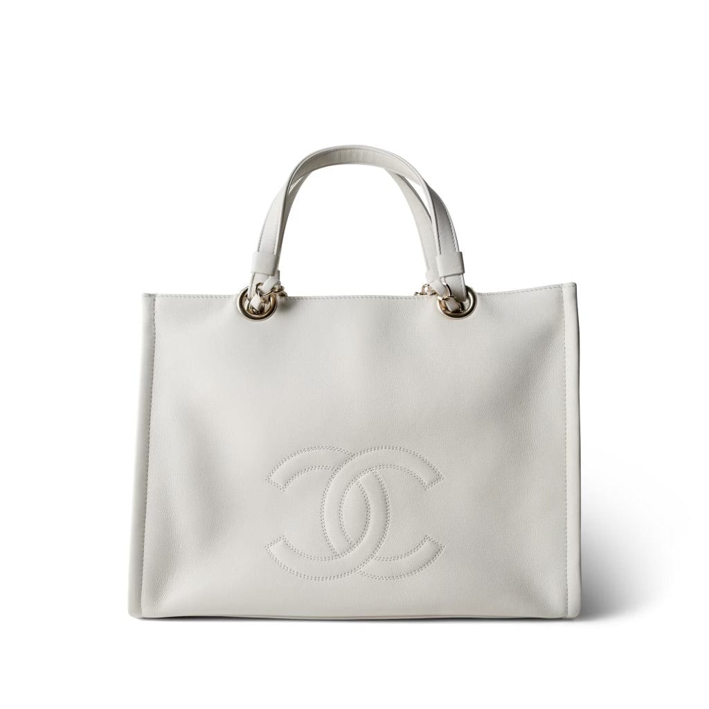 Chanel 22P Small White Zipped Shopping Bag