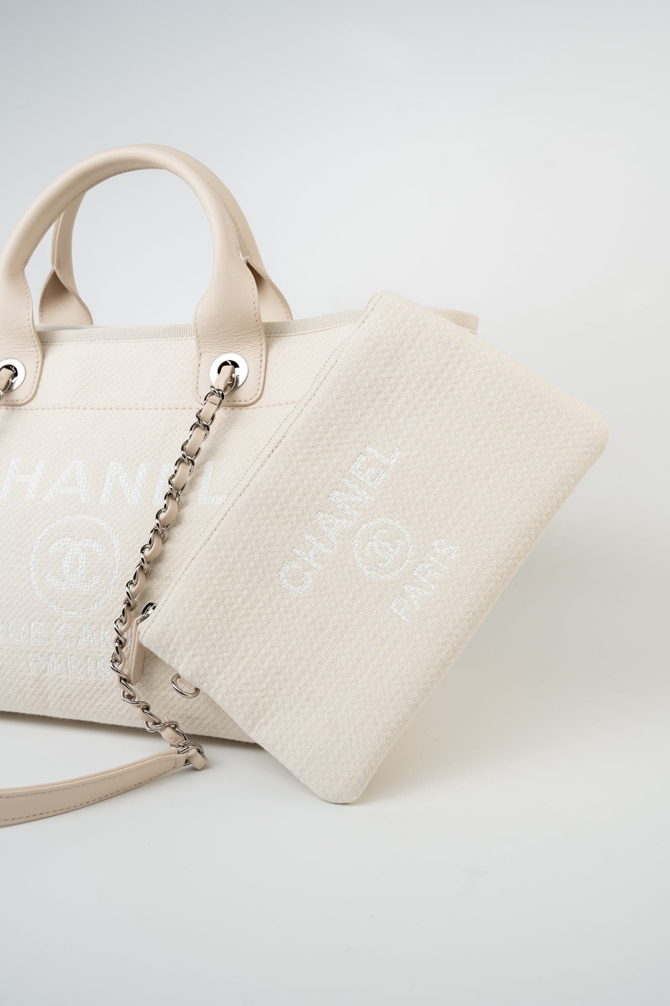 Chanel 22S Small Off White Deauville Shopping Bag SHW