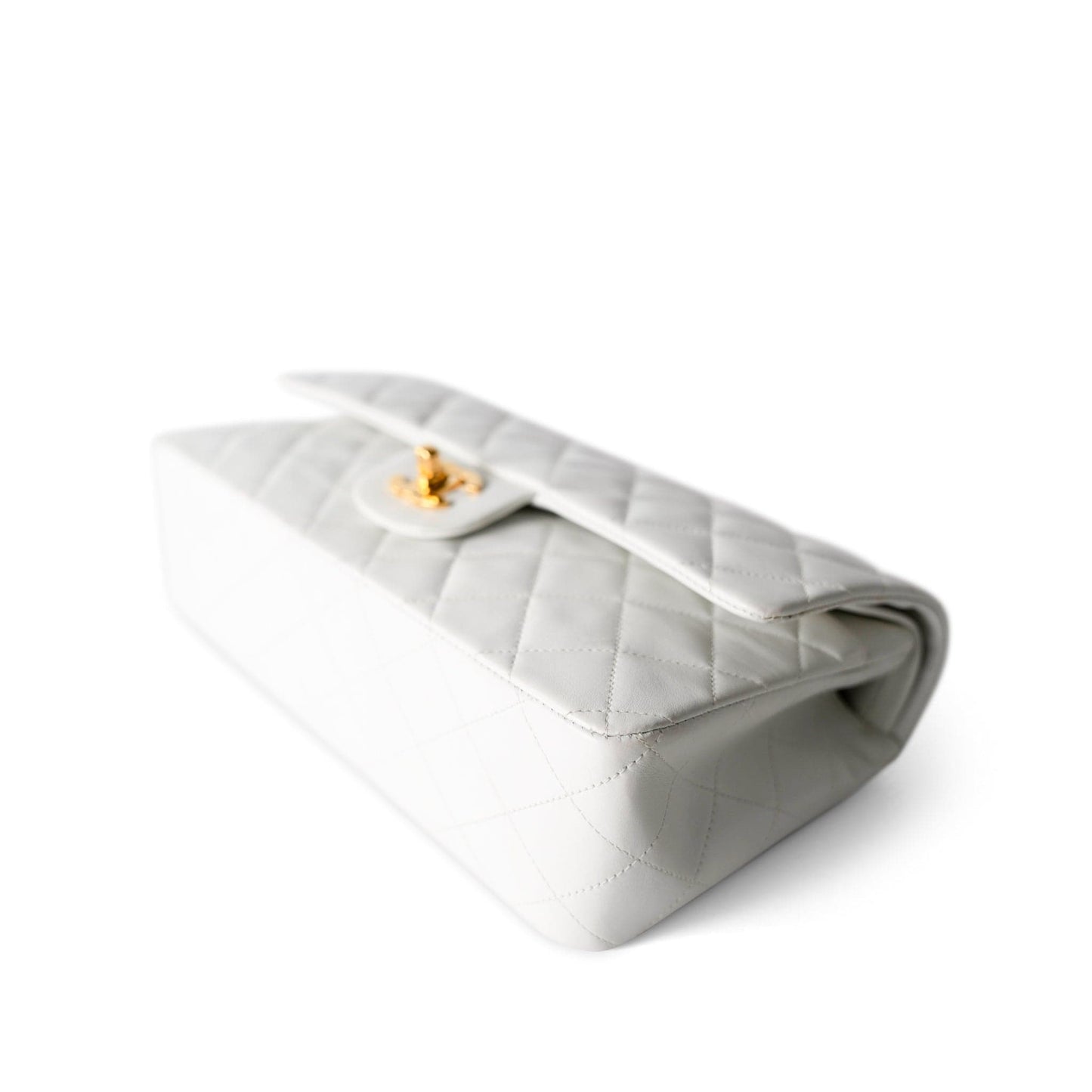 Vintage White Lambskin Quilted Classic Flap Medium Gold Hardware