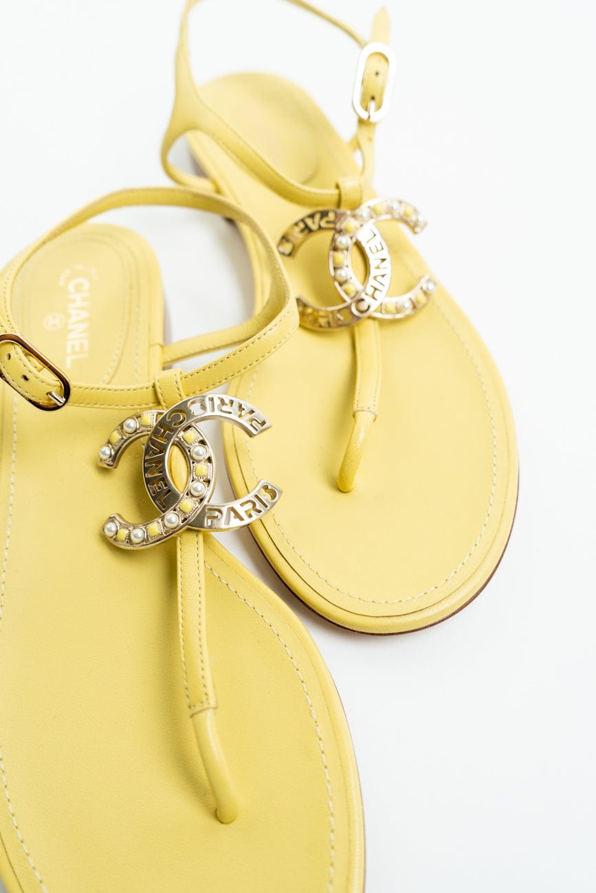 20S CC Yellow Sandals Size 39