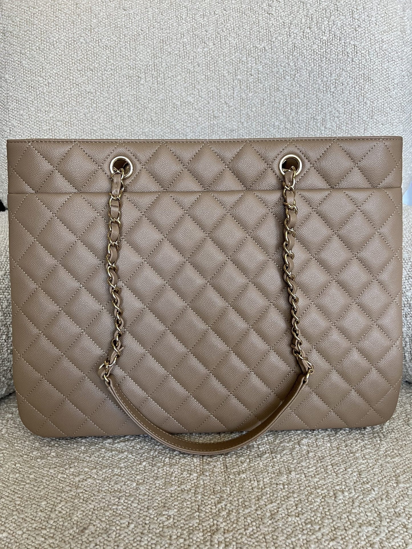 22A Dark Beige Caviar Quilted Shopping tote Large LGHW