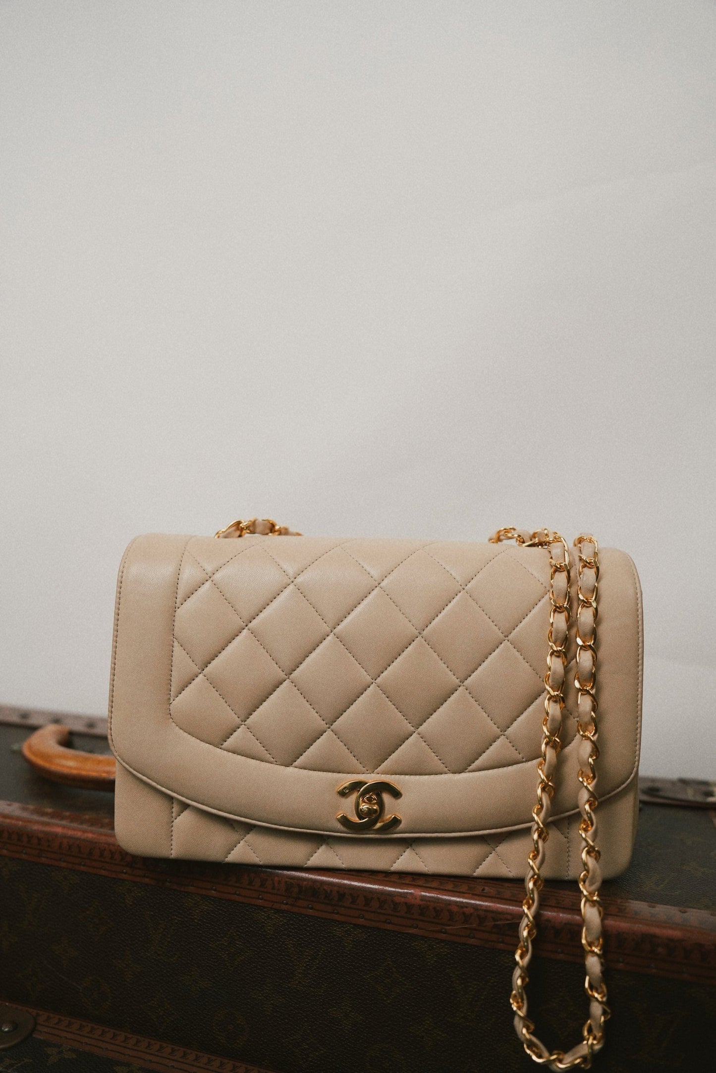 Diana Flap Beige Lambskin Quilted Medium Gold Hardware