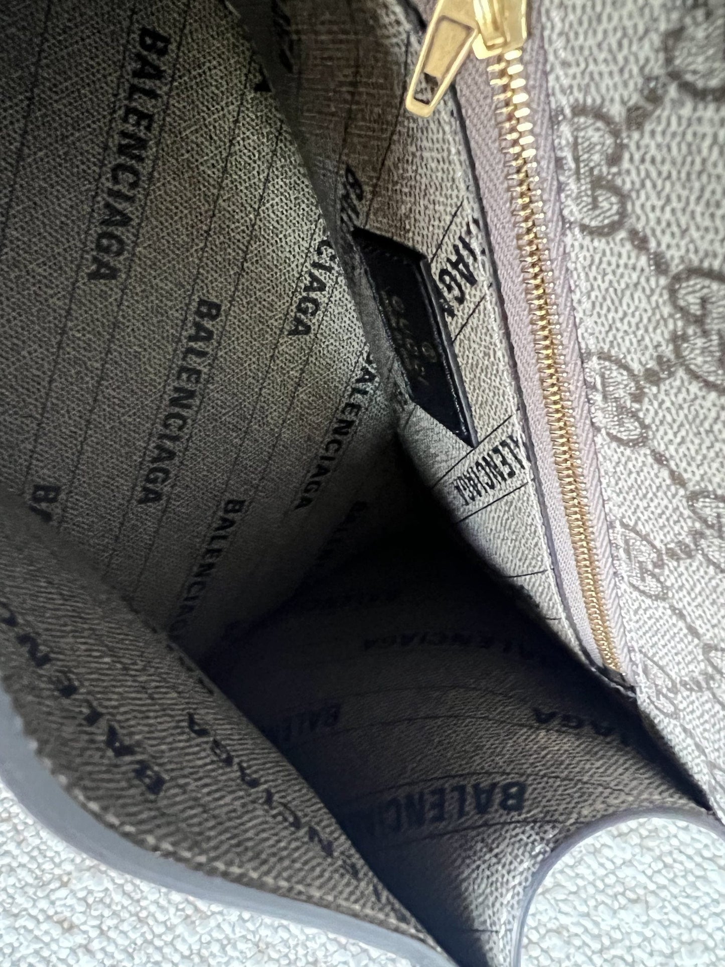 Gucci x Balenciaga The Hacker Project Small Hourglass Top Handle Bag Beige /Ebony